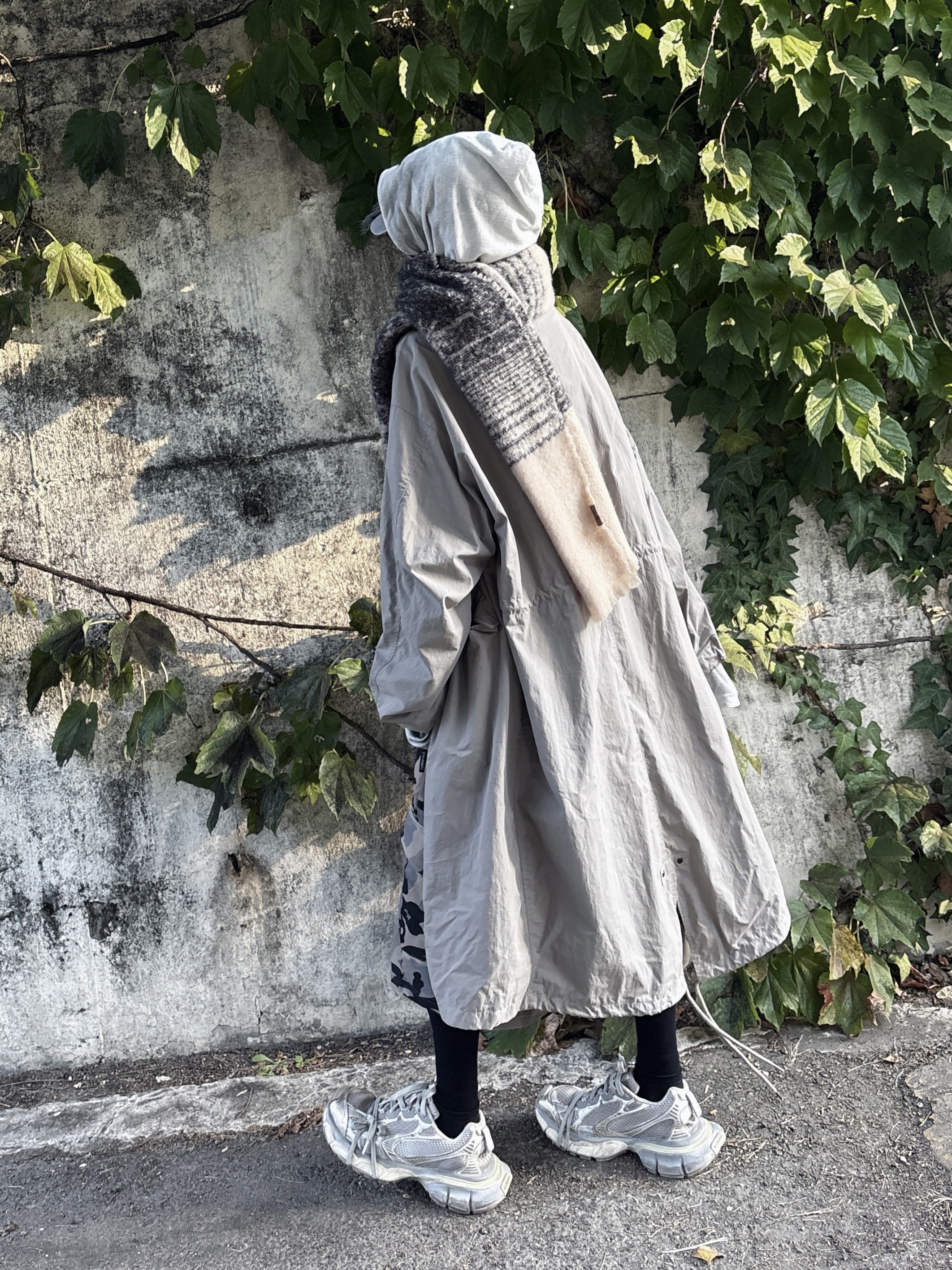 DEFGARMENTS Fire Work Knit Muffler Mix, AJOBYAJO Lace Trimming Washed Cap Tea Green 착용 스타일 - 2