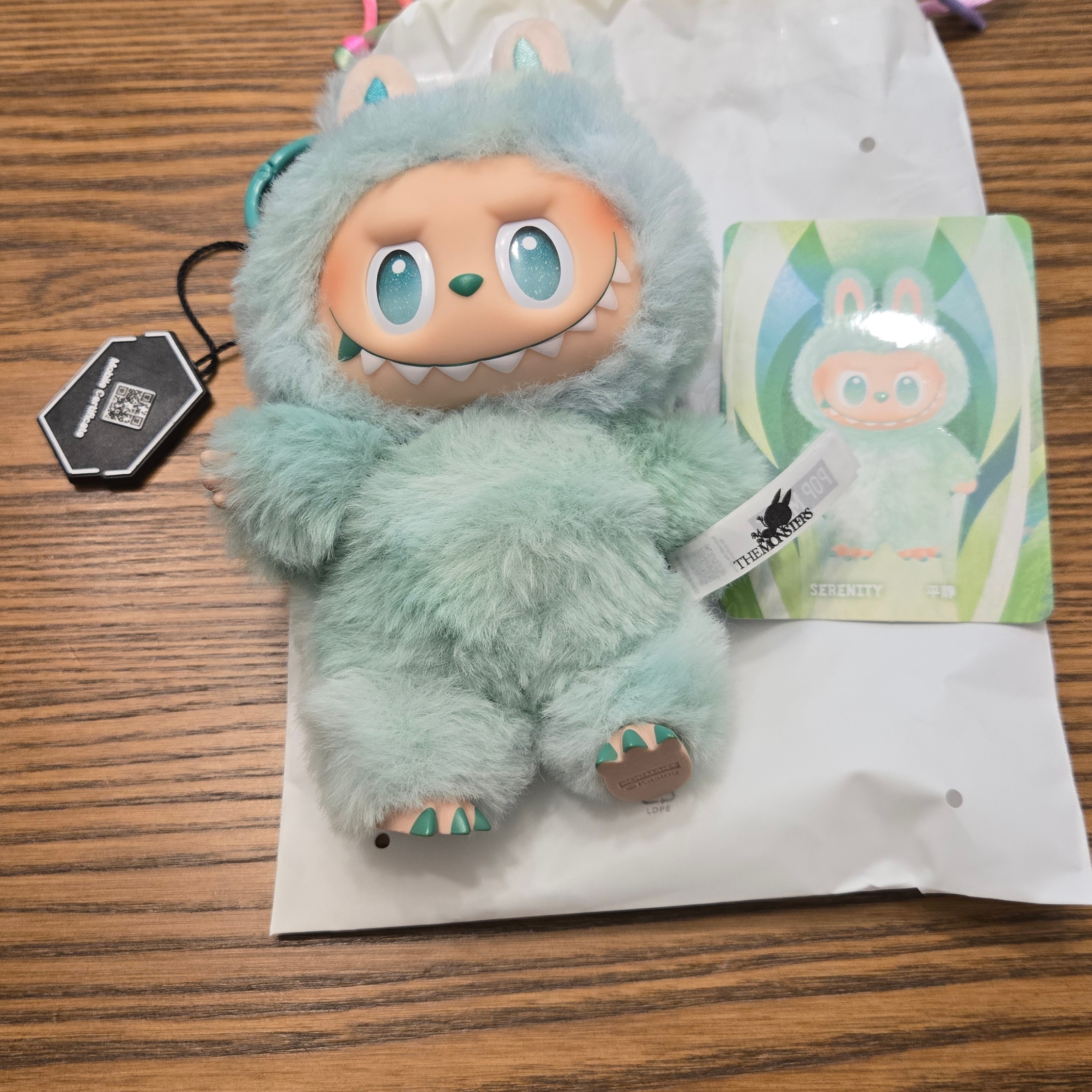 Pop Mart Labubu The Monsters Highlight Series Serenity Keyring (Opened Case) 착용 스타일 - 2