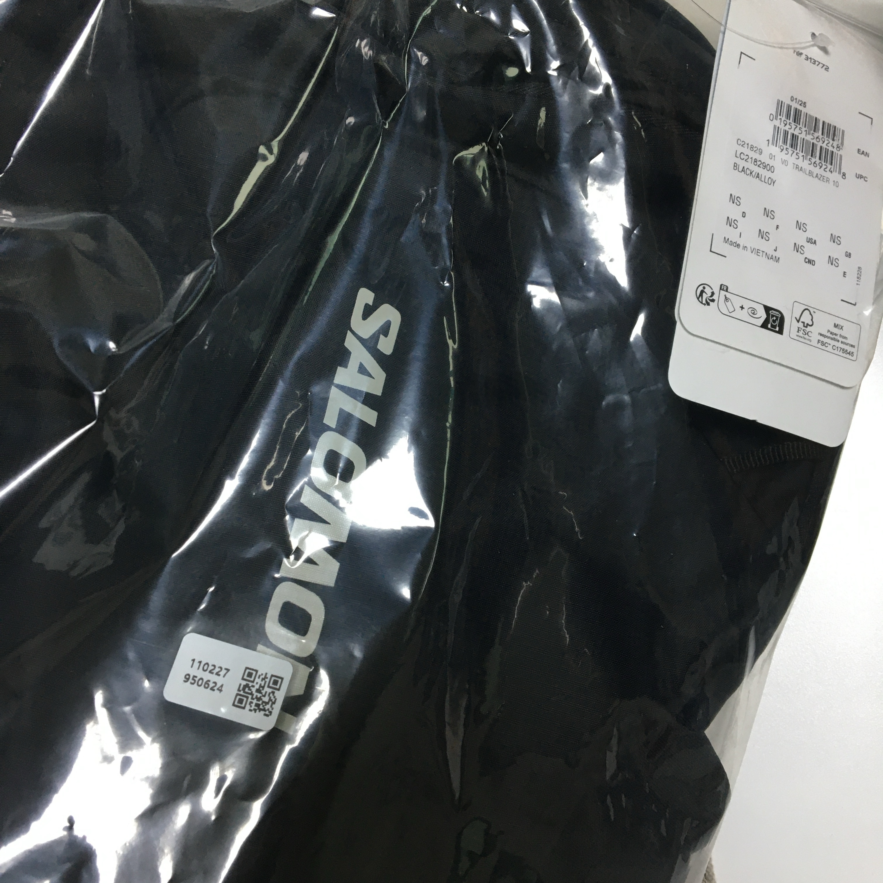 Salomon Trailblazer 10 Black 착용 스타일