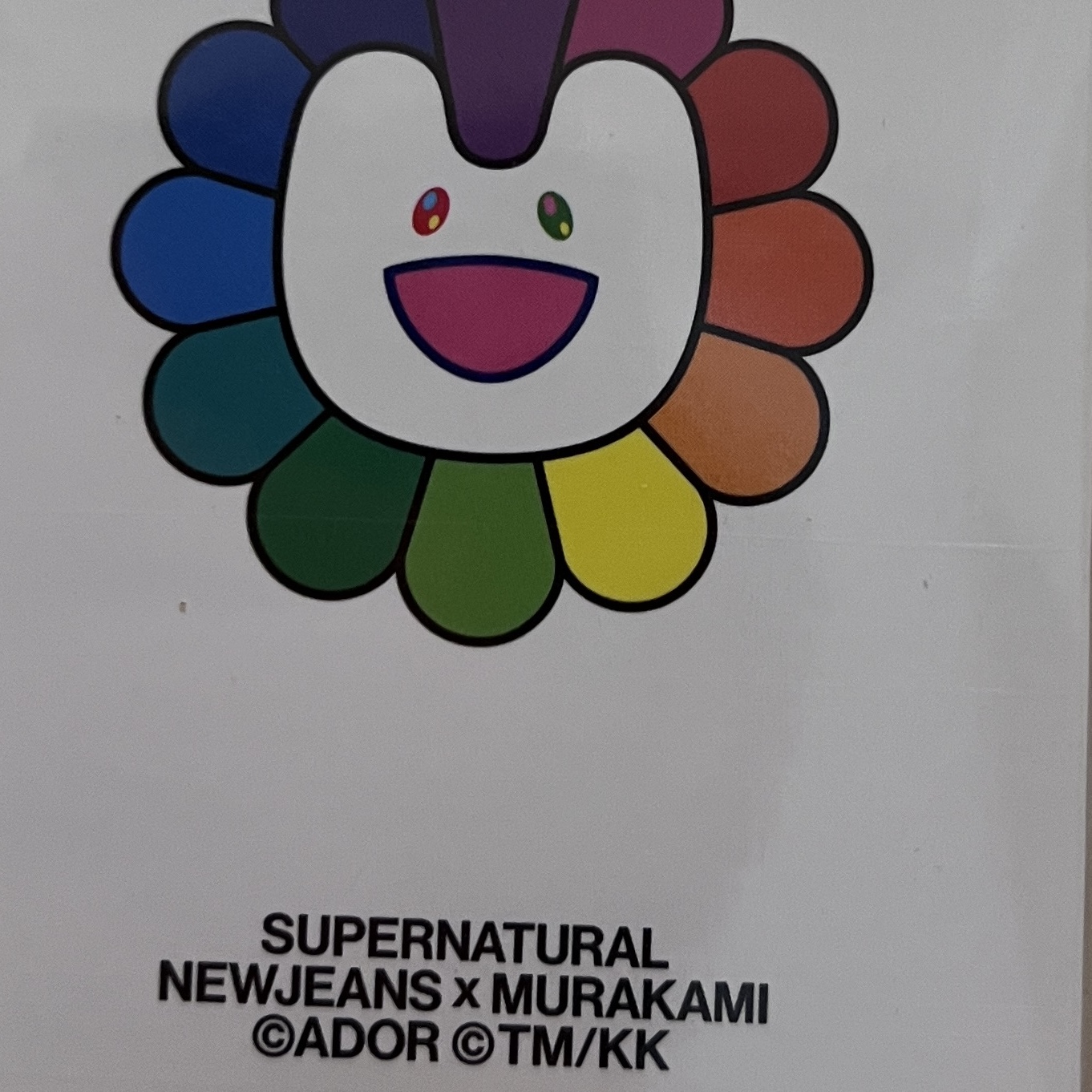NewJeans x Murakami NJ Supernatural Photocard Set (Ver. 1) 착용 스타일