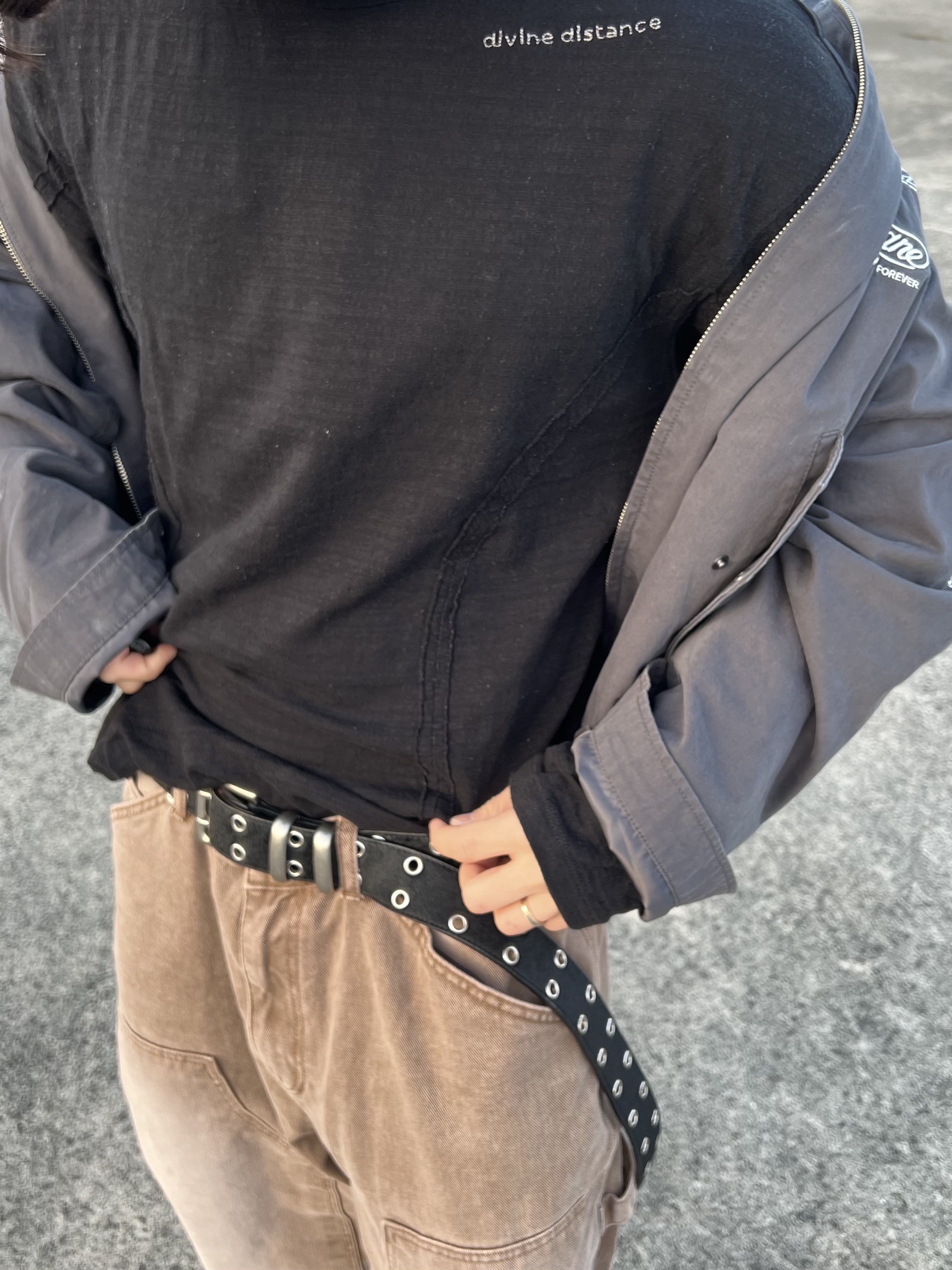 Kamien x MJD Double Hole Belt Black Shearling Calfskin, INSANE GARAGE Insane Harrington Jacket_Charcoal 착용 스타일 - 6