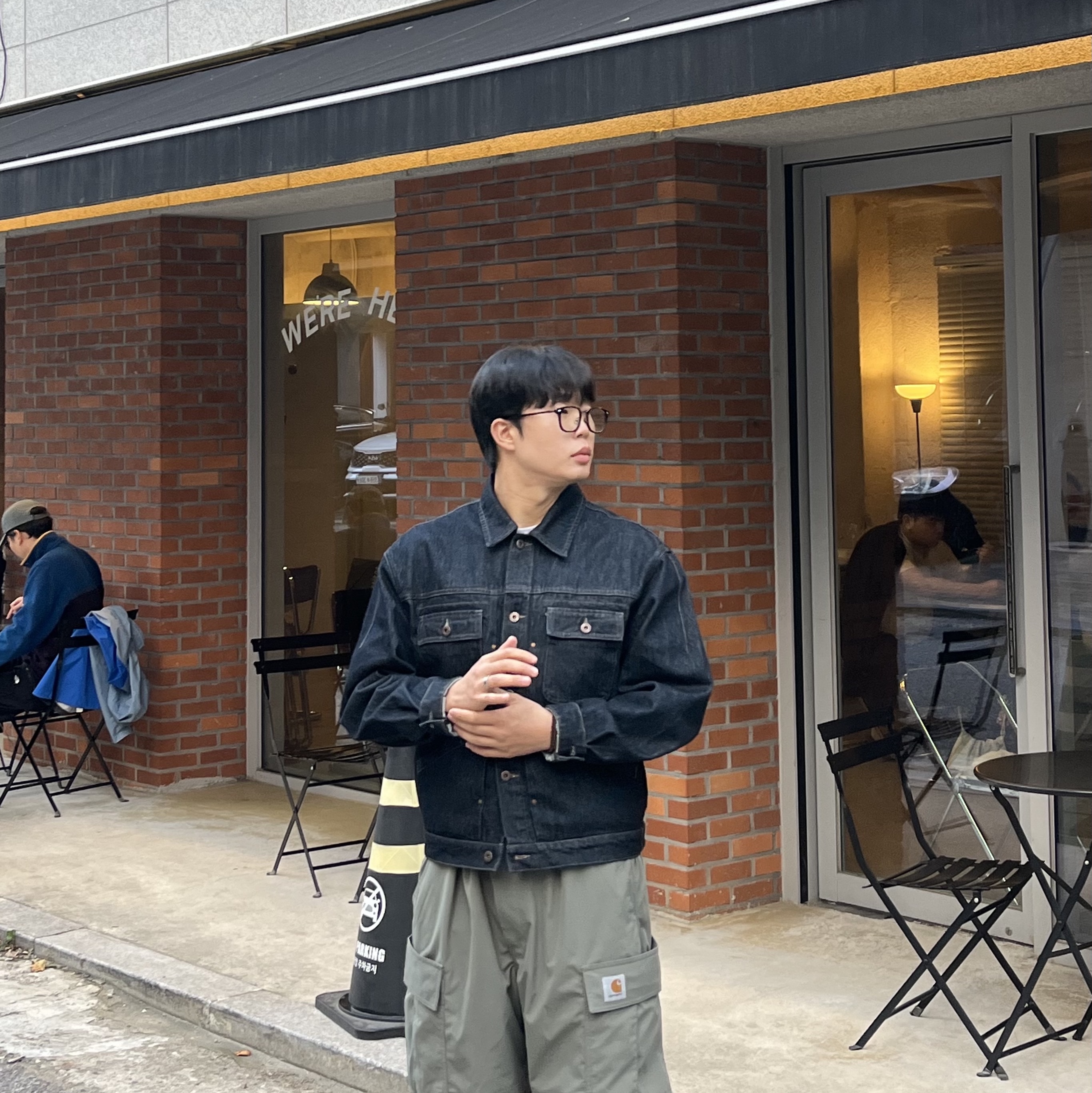 Carhartt WIP Jet Cargo Pants Cypress, Gucci Ring with Double G Silver 착용 스타일