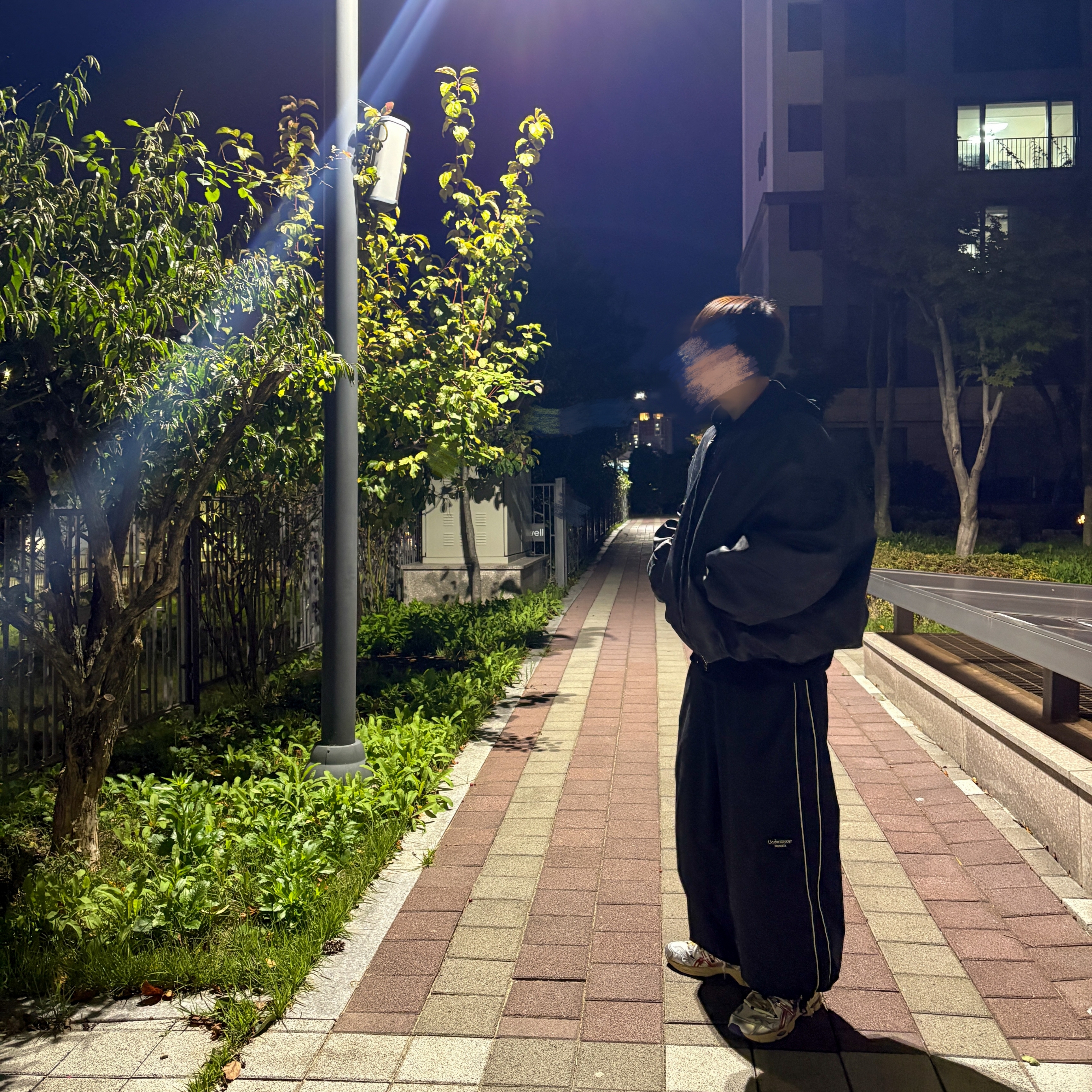 Undermycar Mu.126 Original Logo Piping Line Nylon Pants Black, Asics x Toga Gel-Cumulus 16 TG White Red Pure Silver 착용 스타일