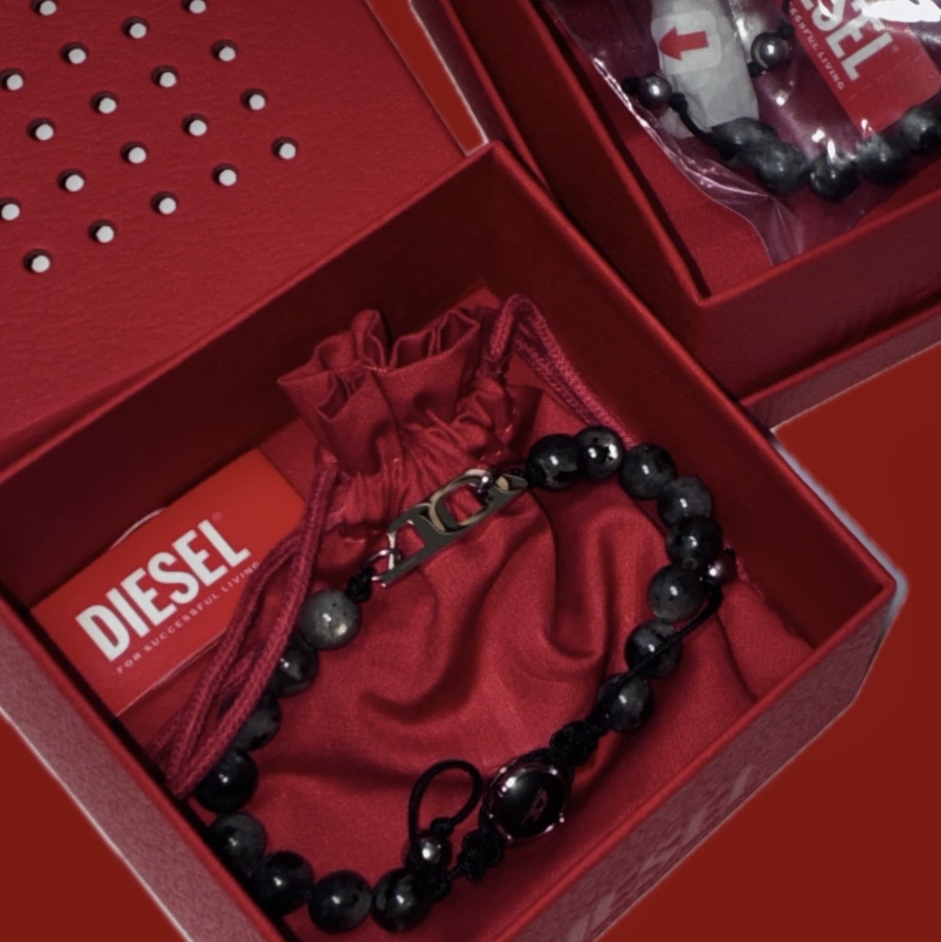 Diesel Dx1339 Labradorite Beaded Bracelet Multicolor 착용 스타일