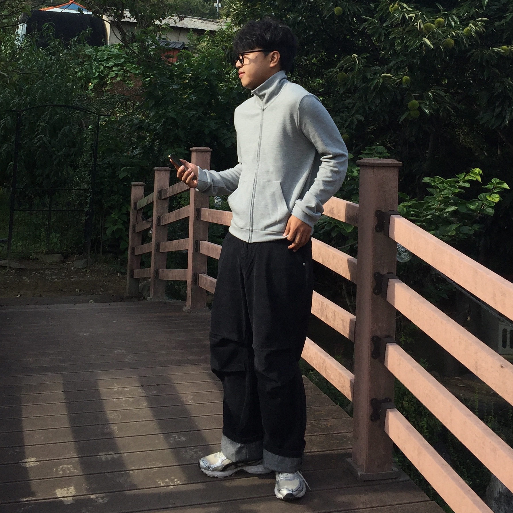 Asics Gel-Kayano 14 Cream Black 착용 스타일