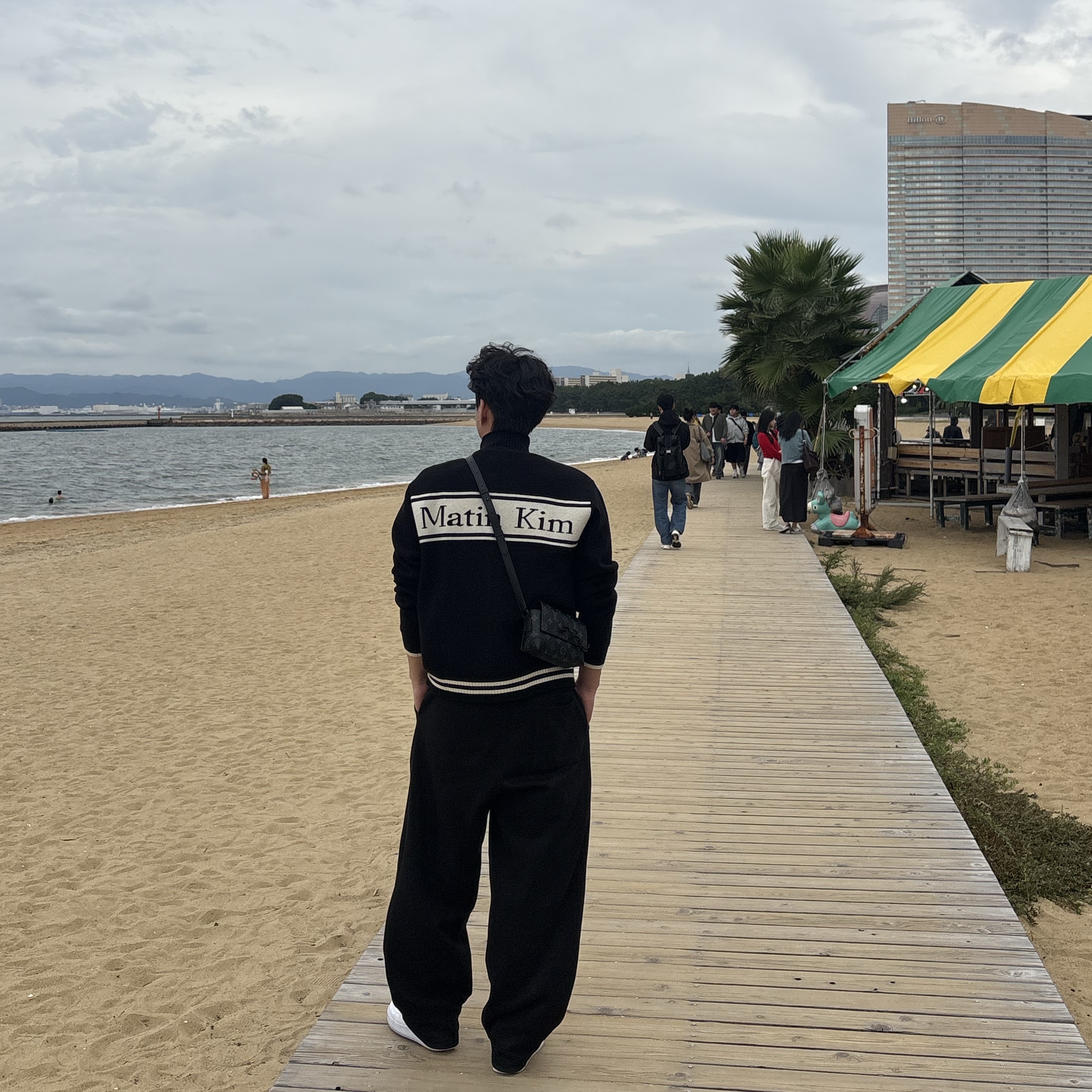Matin Kim Spell Point Stripe Knit Cardigan Black, Nike x Supreme Air Force 1 Low White 착용 스타일