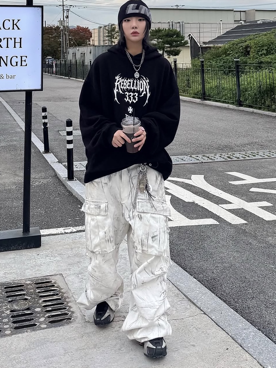 PHOS333 Rebellion 333 Hoodie Black, PHOS333 Rebellion 333 Hoodie Melange White 착용 스타일 - 2