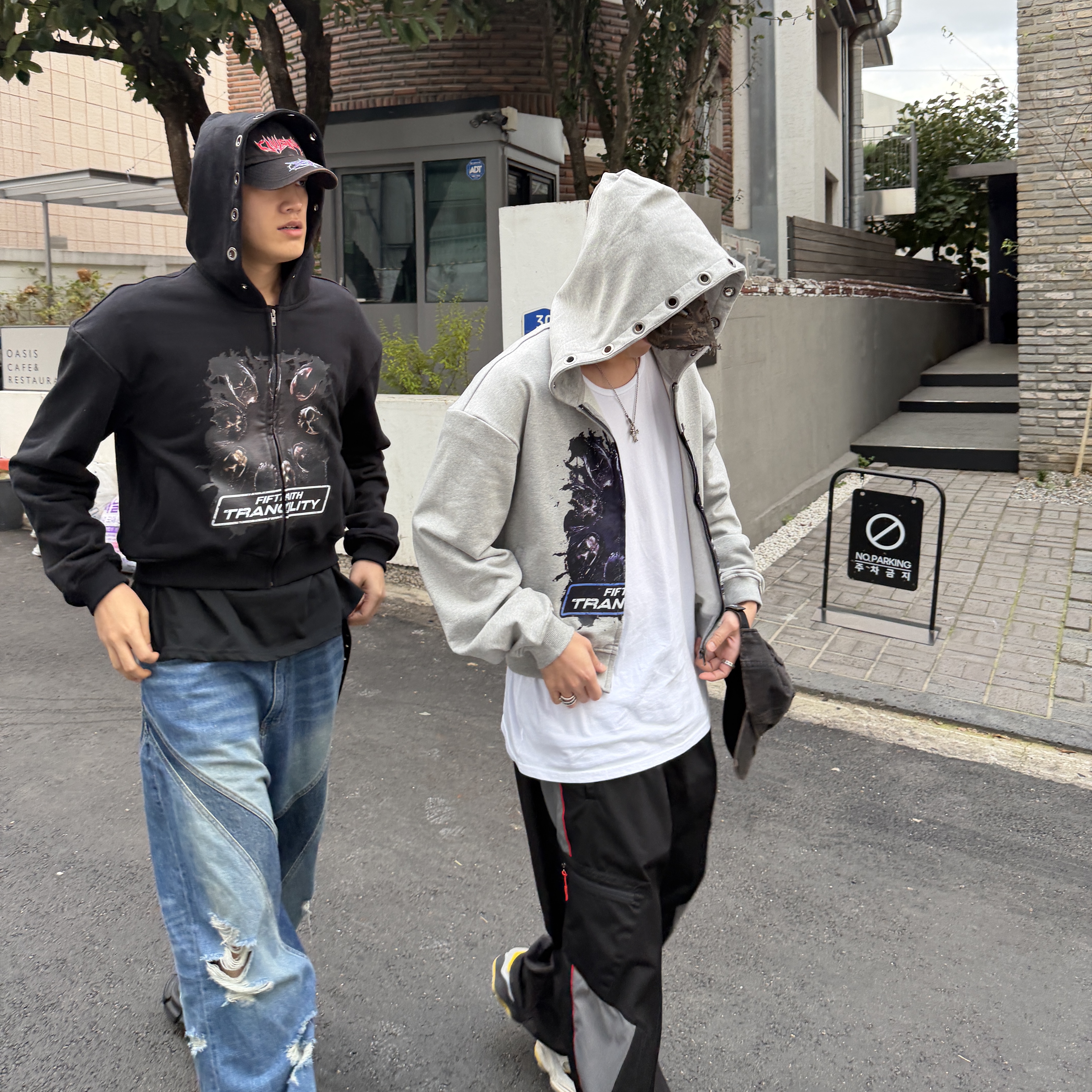 CSC Tranquility Hoodie Zip Up Black, CSC Tranquility Hoodie Zip-Up Grey 착용 스타일 - 2