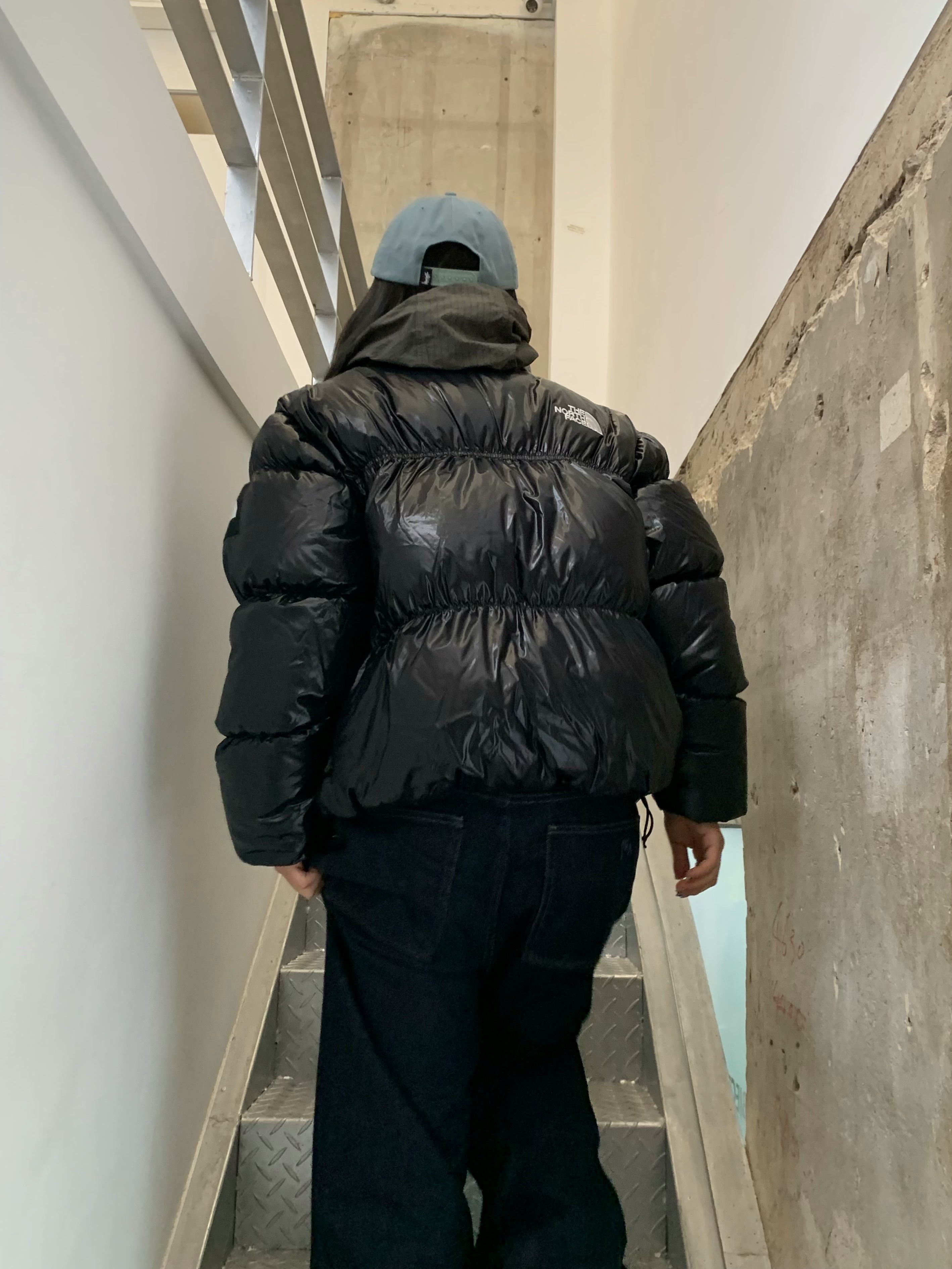 (W) The North Face Ella Down Jacket RDS Black - 25FW 착용 스타일 - 2