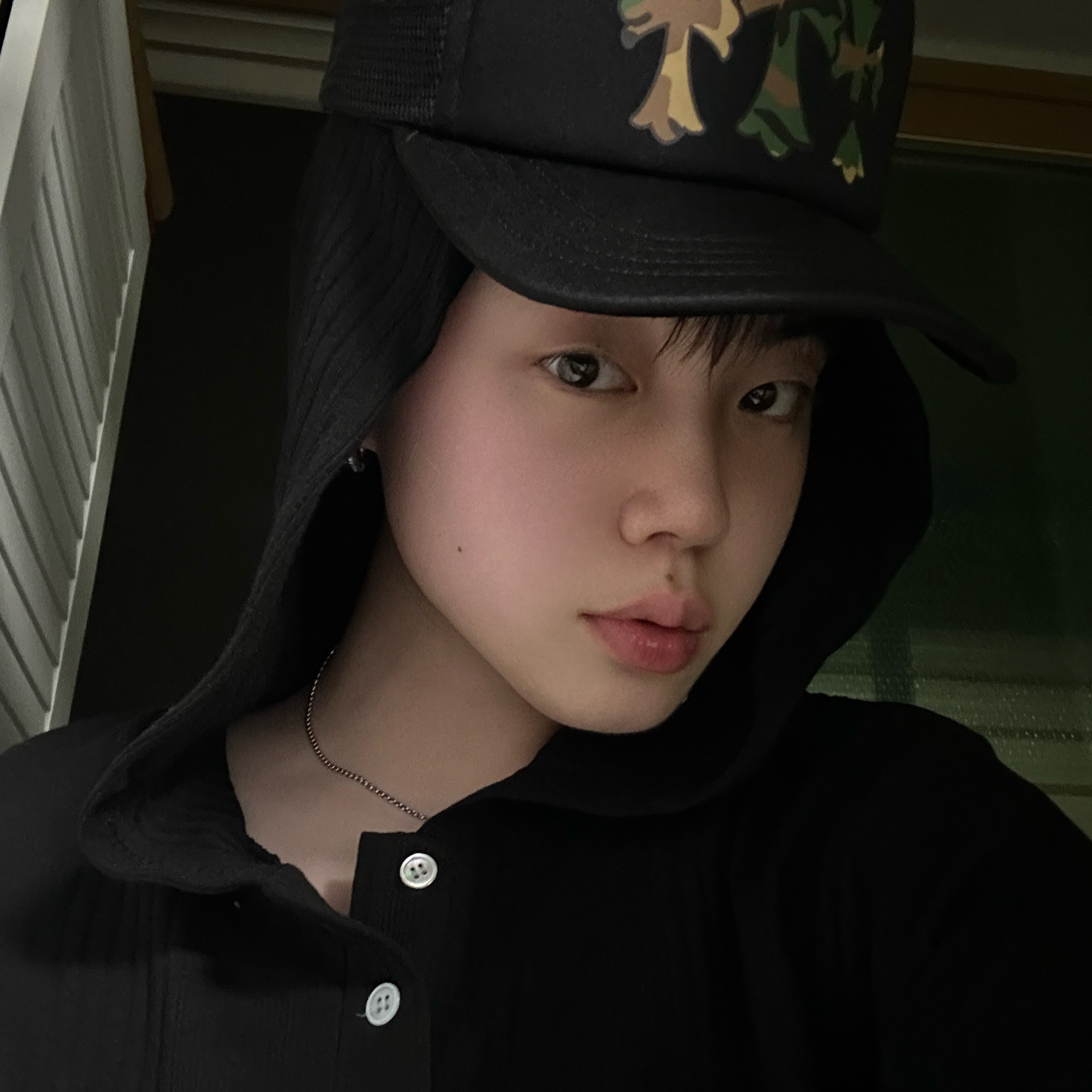 Chrome Hearts King Taco Foam Front Mesh Trucker Hat Black Camo 착용 스타일 - 2