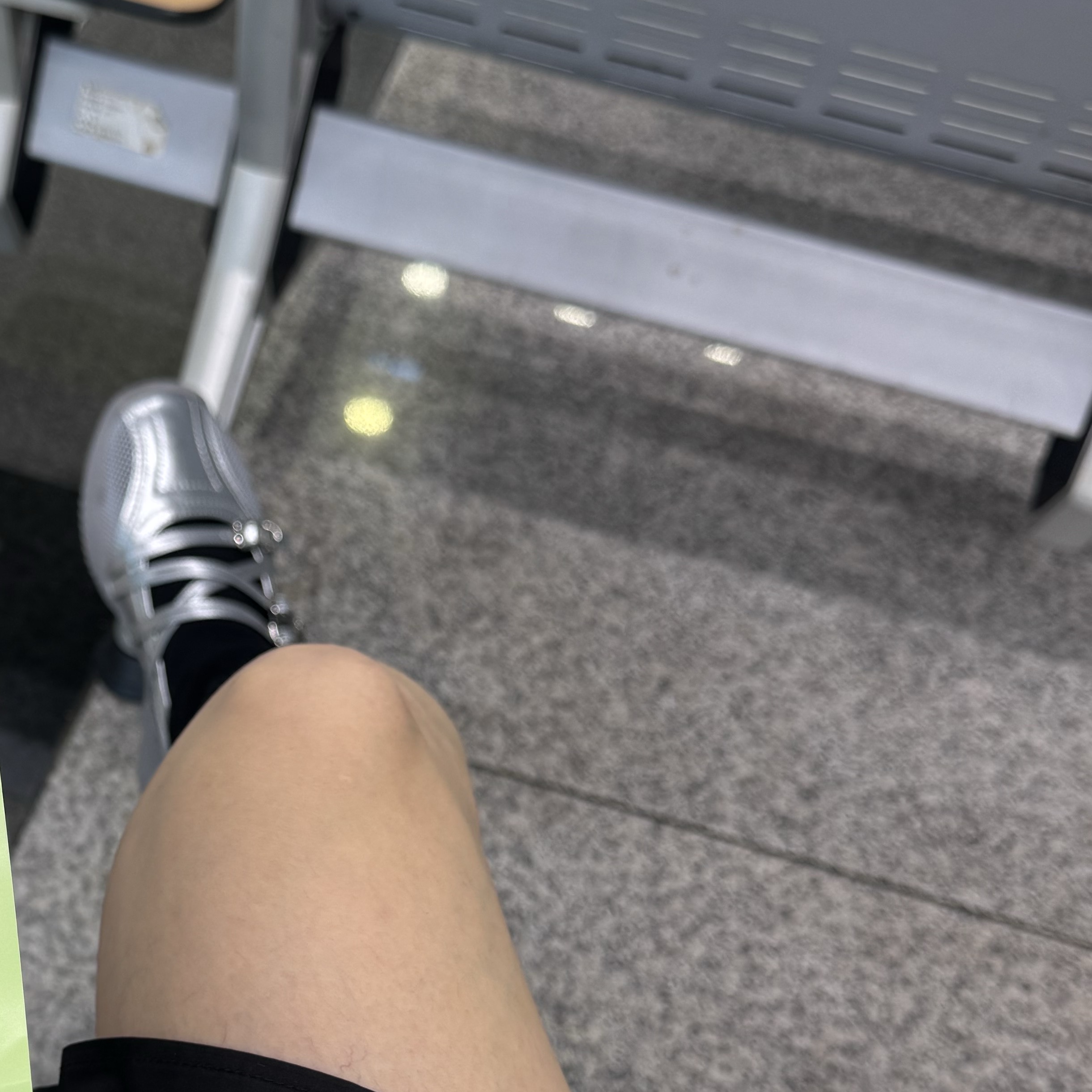 (W) Matin Kim Mesh Maryjane Sneakers Silver 착용 스타일 - 1