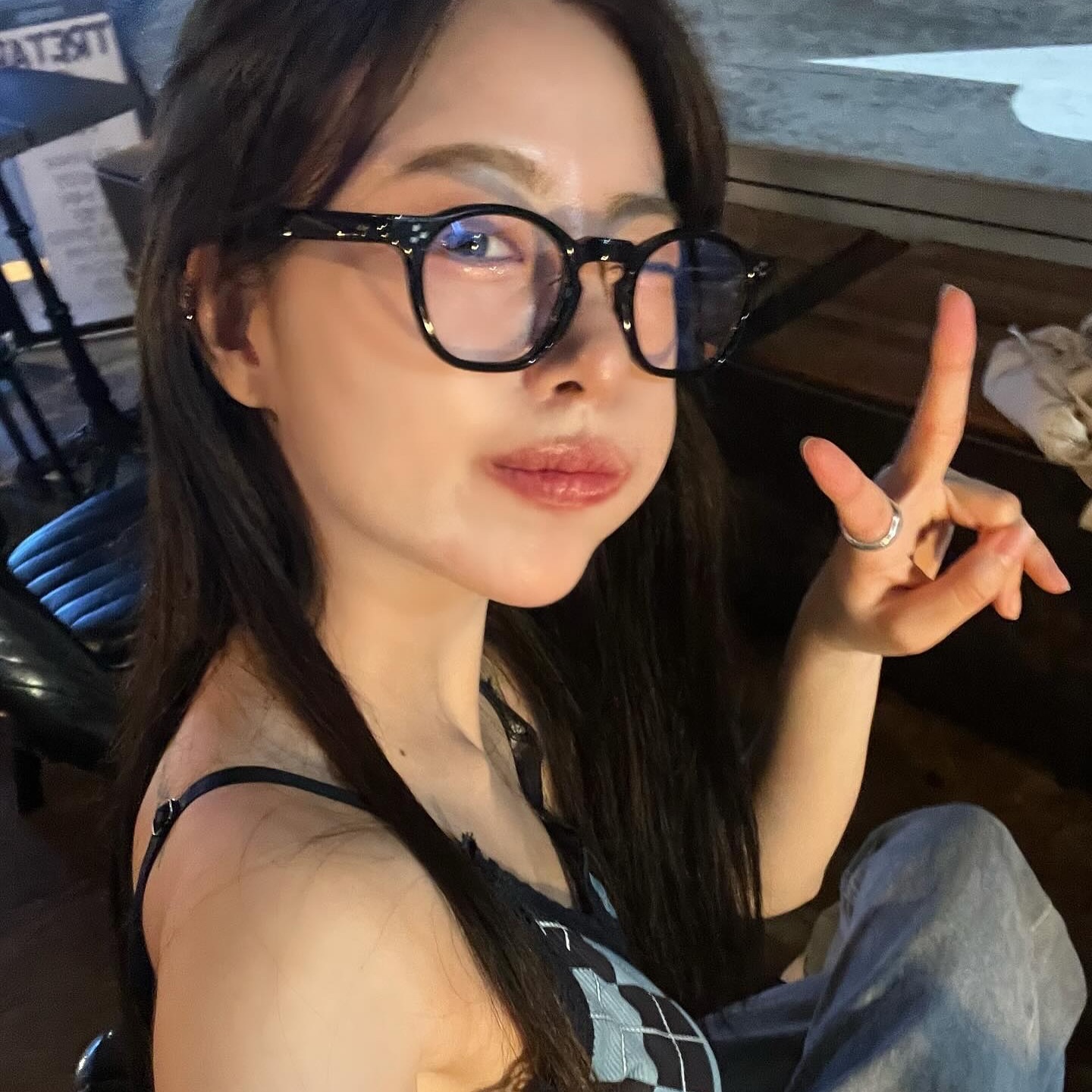 lash Lunettes 01 Black 착용 스타일 - 2