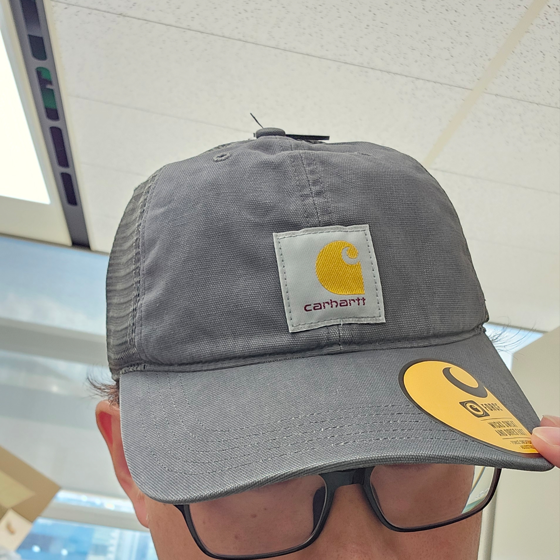 Carhartt Canvas Mesh-Back Cap Gravel 착용 스타일