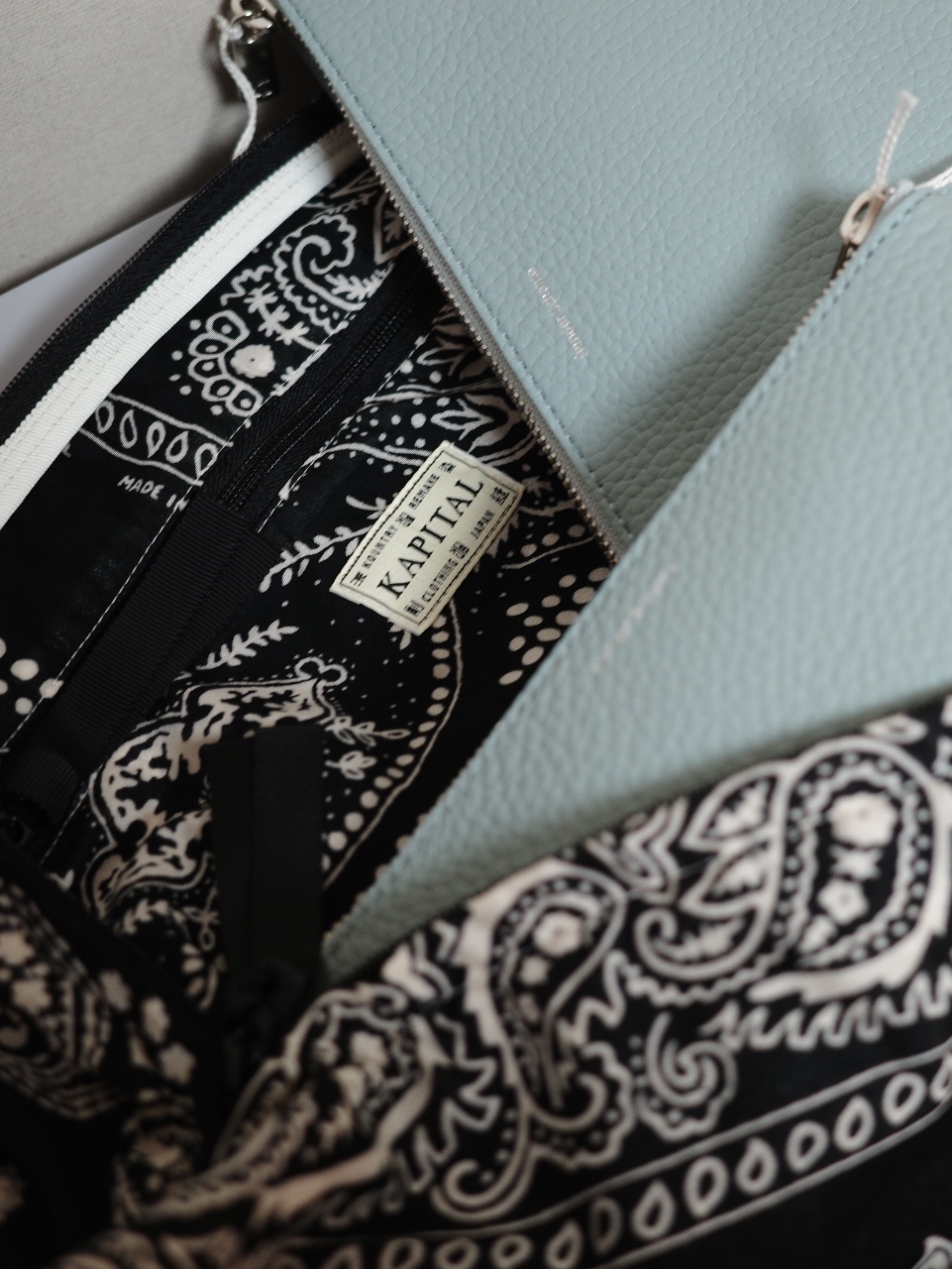 Kapital Gauze Rat Brand Bandana Patchwork Pattern Transit Snufkin Bag Black, Kapital Gauze Bandana Beach Snuffkin Bag Black 착용 스타일 - 2