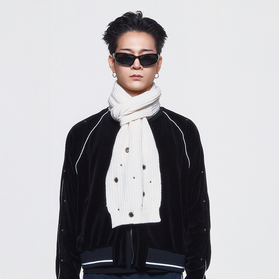 디오스피스 아일렛 스터드 머플러 화이트(DAUSPICE Eyelet Stud Muffler White) - 3