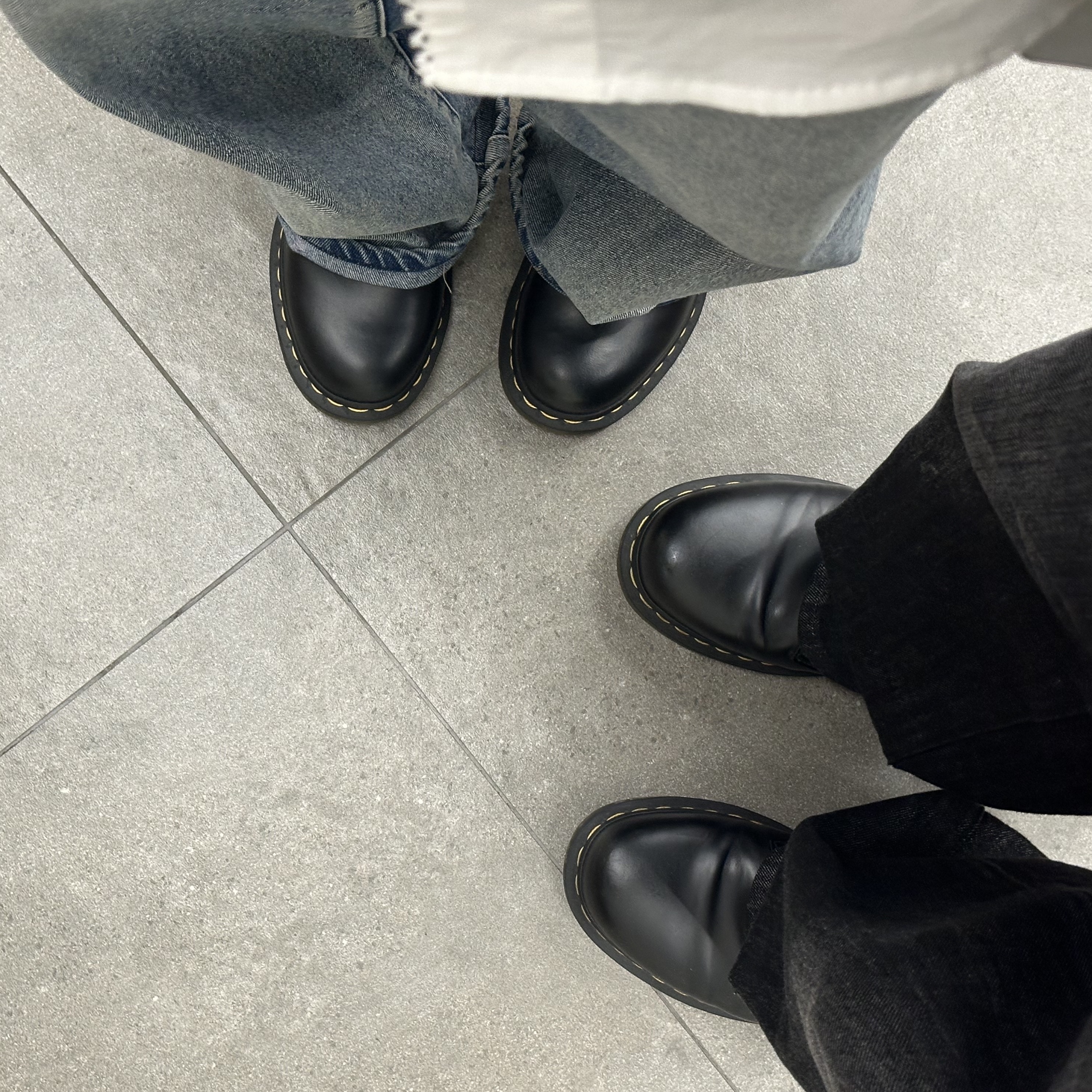 Dr. Martens 1461 Smooth Black 착용 스타일