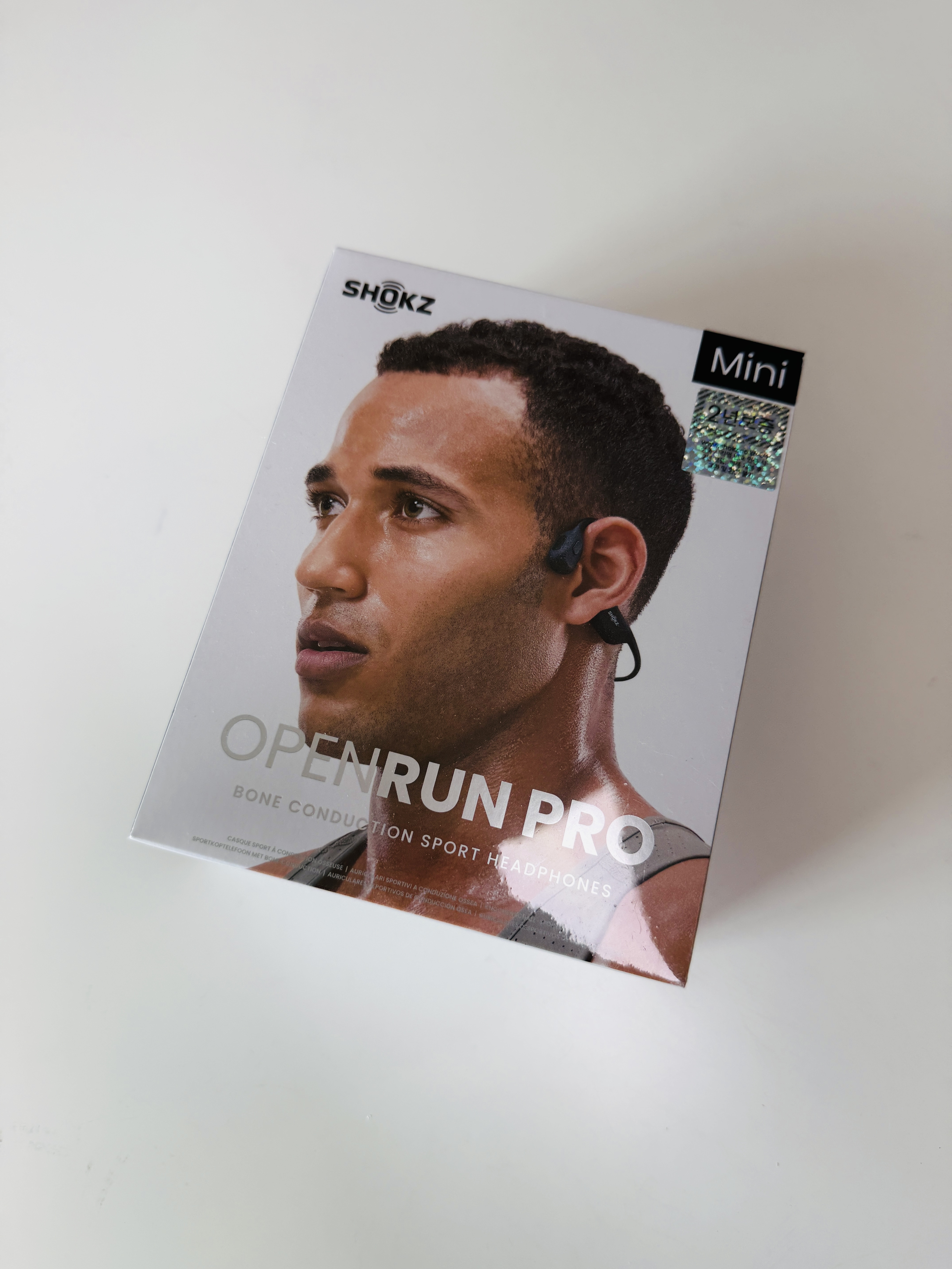 SHOKZ OpenRun Mini Black 착용 스타일 - 1