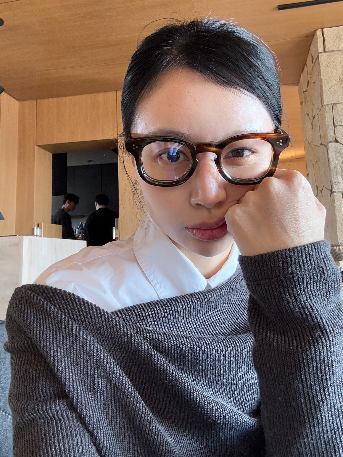 lash Lunettes 02 Havana 착용 스타일 - 1
