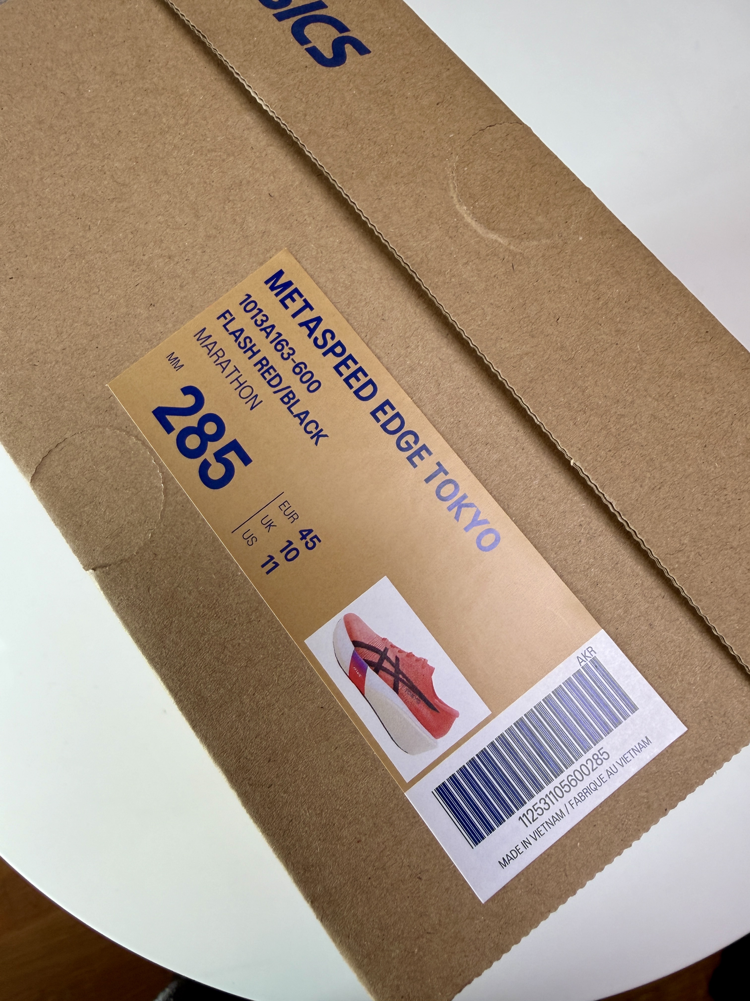 Asics Metaspeed Edge Tokyo Flash Red Black 착용 스타일 - 4