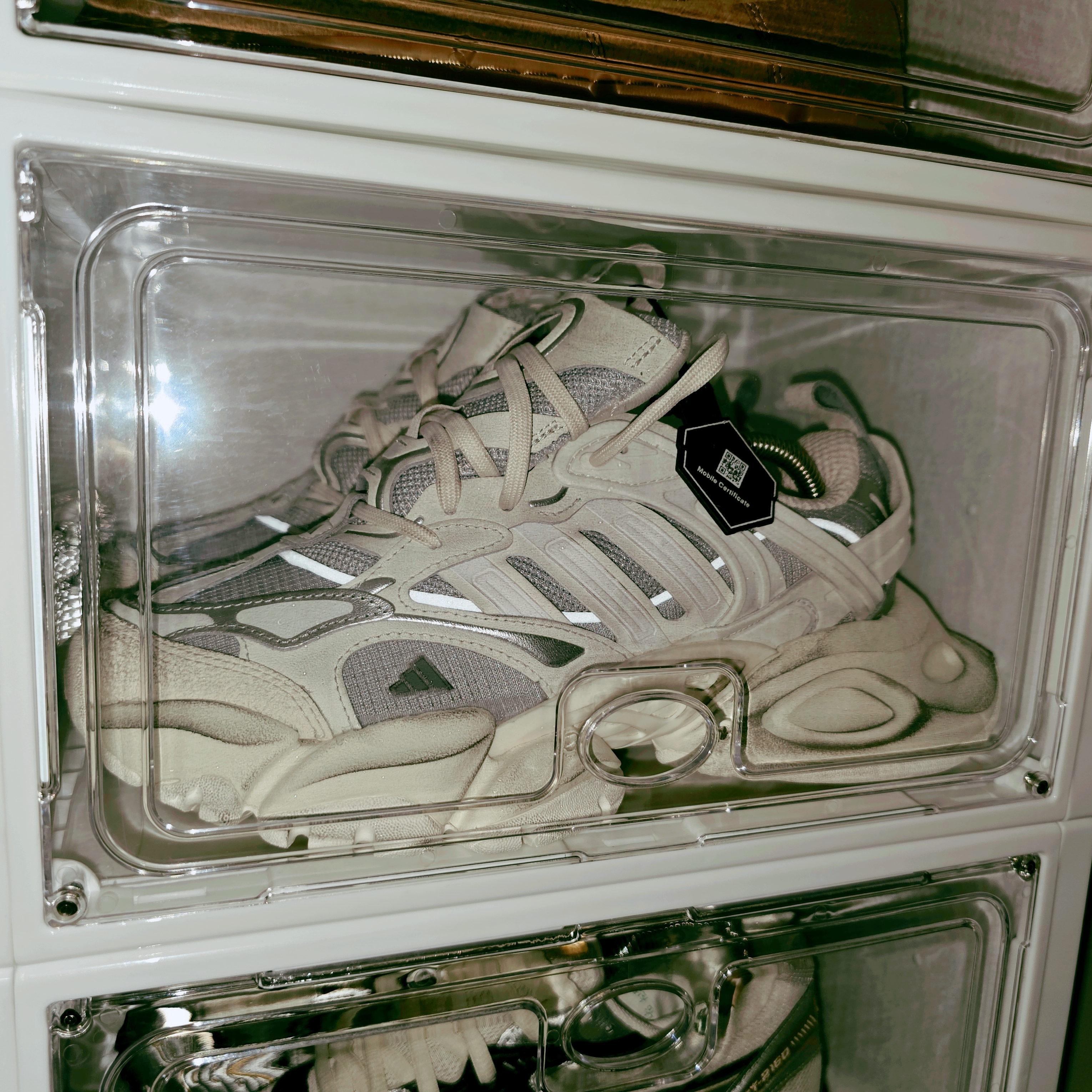 Adidas Vento XLG Deluxe Sneakers Core White Silver Metallic 착용 스타일 - 2