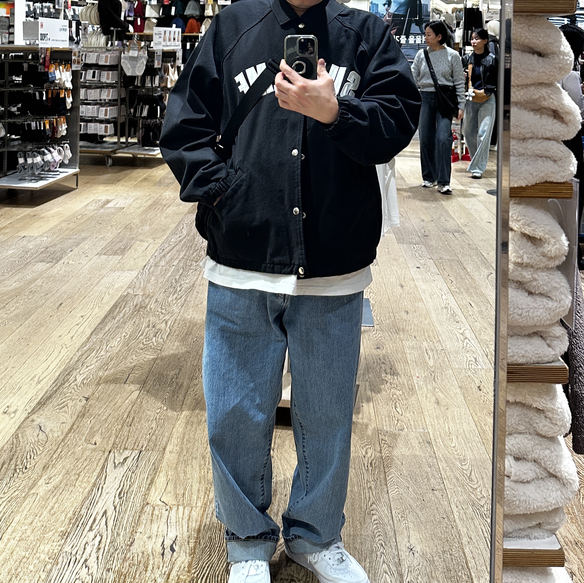 Supreme Arc Denim Coaches Jacket Black - 25SS, Nike x Supreme Air Force 1 Low White 착용 스타일