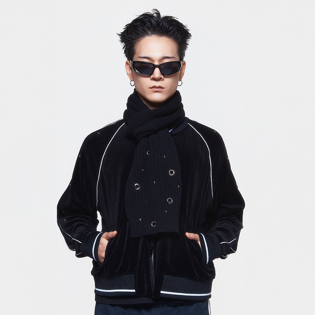 디오스피스 아일렛 스터드 머플러 블랙(DAUSPICE Eyelet Stud Muffler Black) - 3