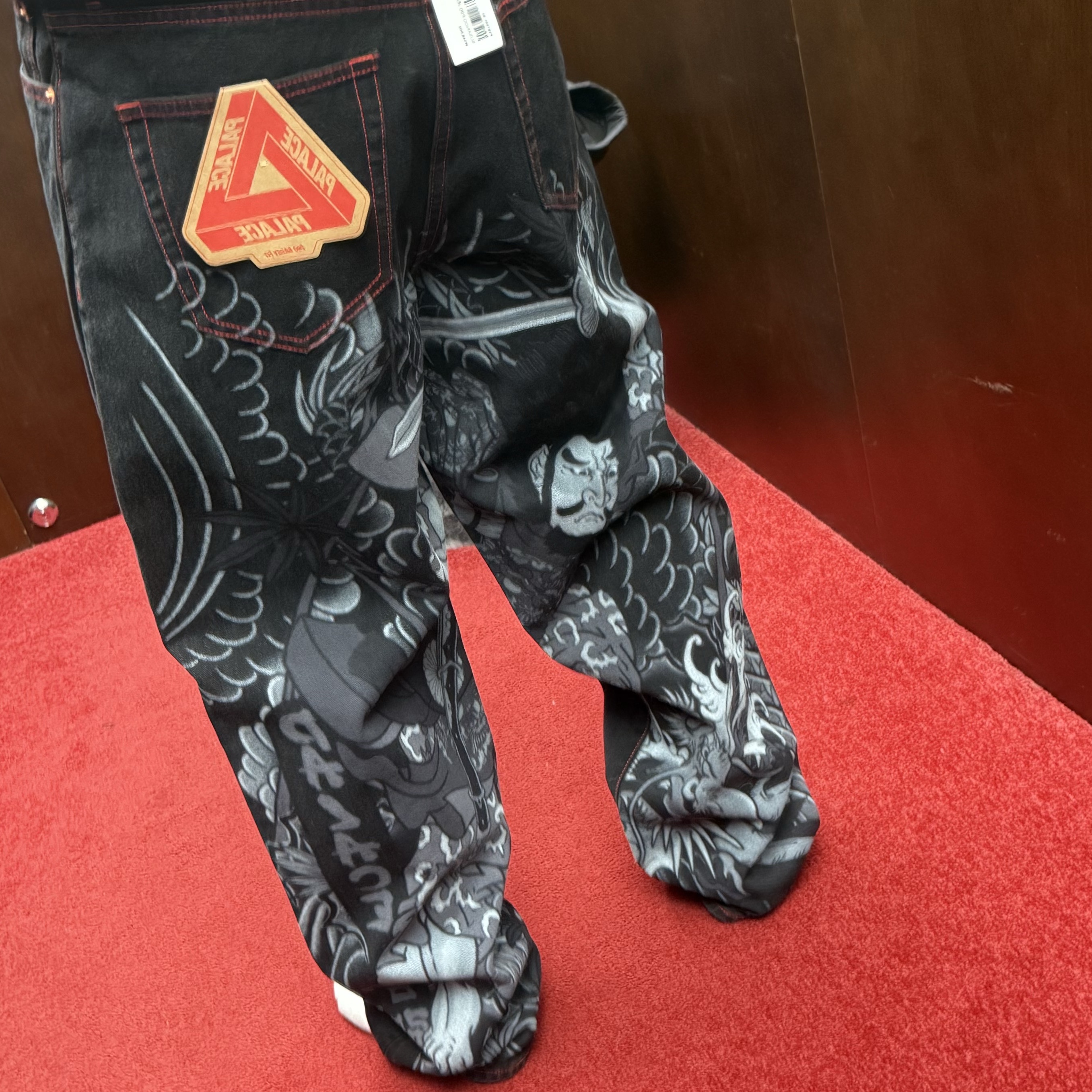 Palace Susanoo P90 Jean Black - 25FW 착용 스타일