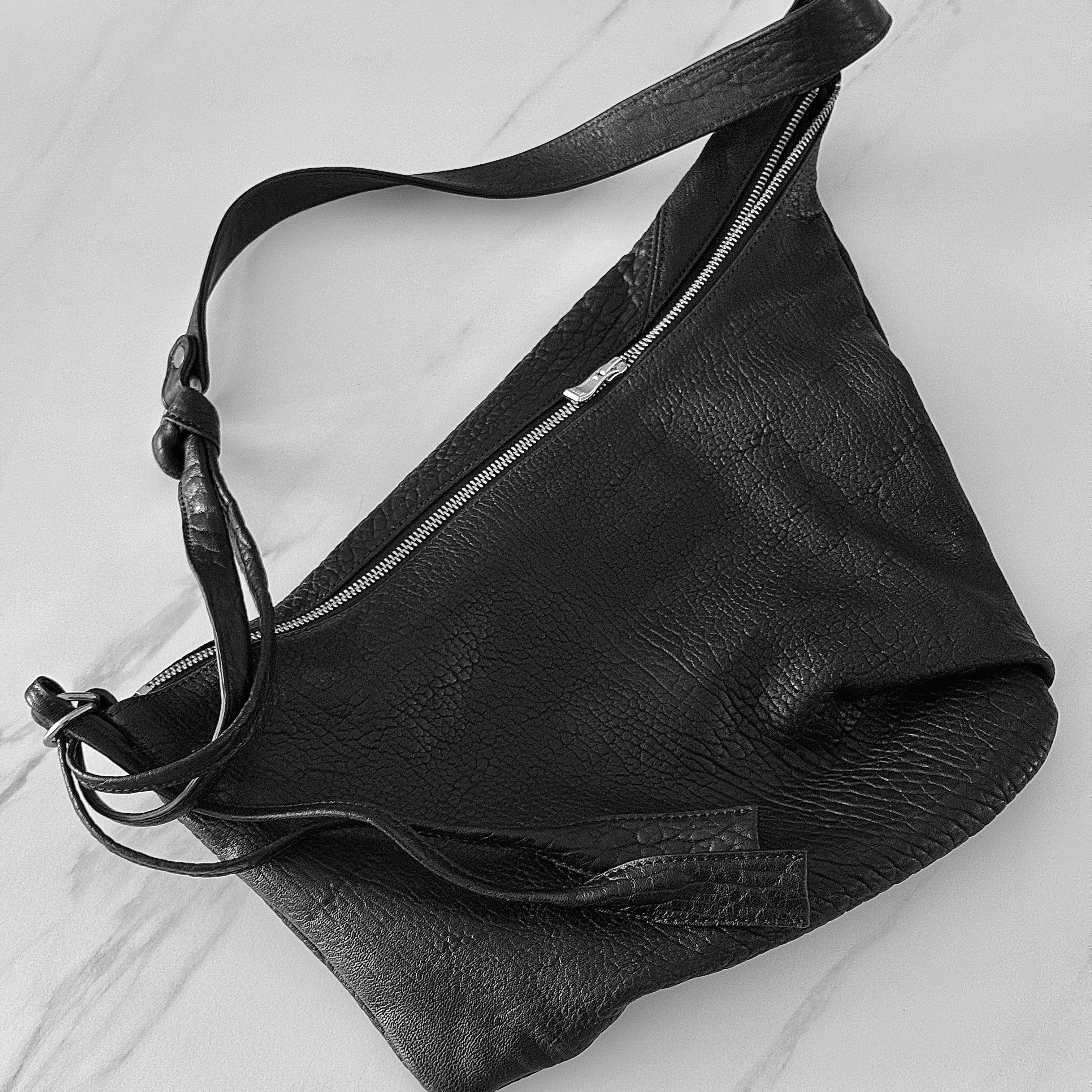 Xlim Ep.8 01 Bag Black 착용 스타일 - 2