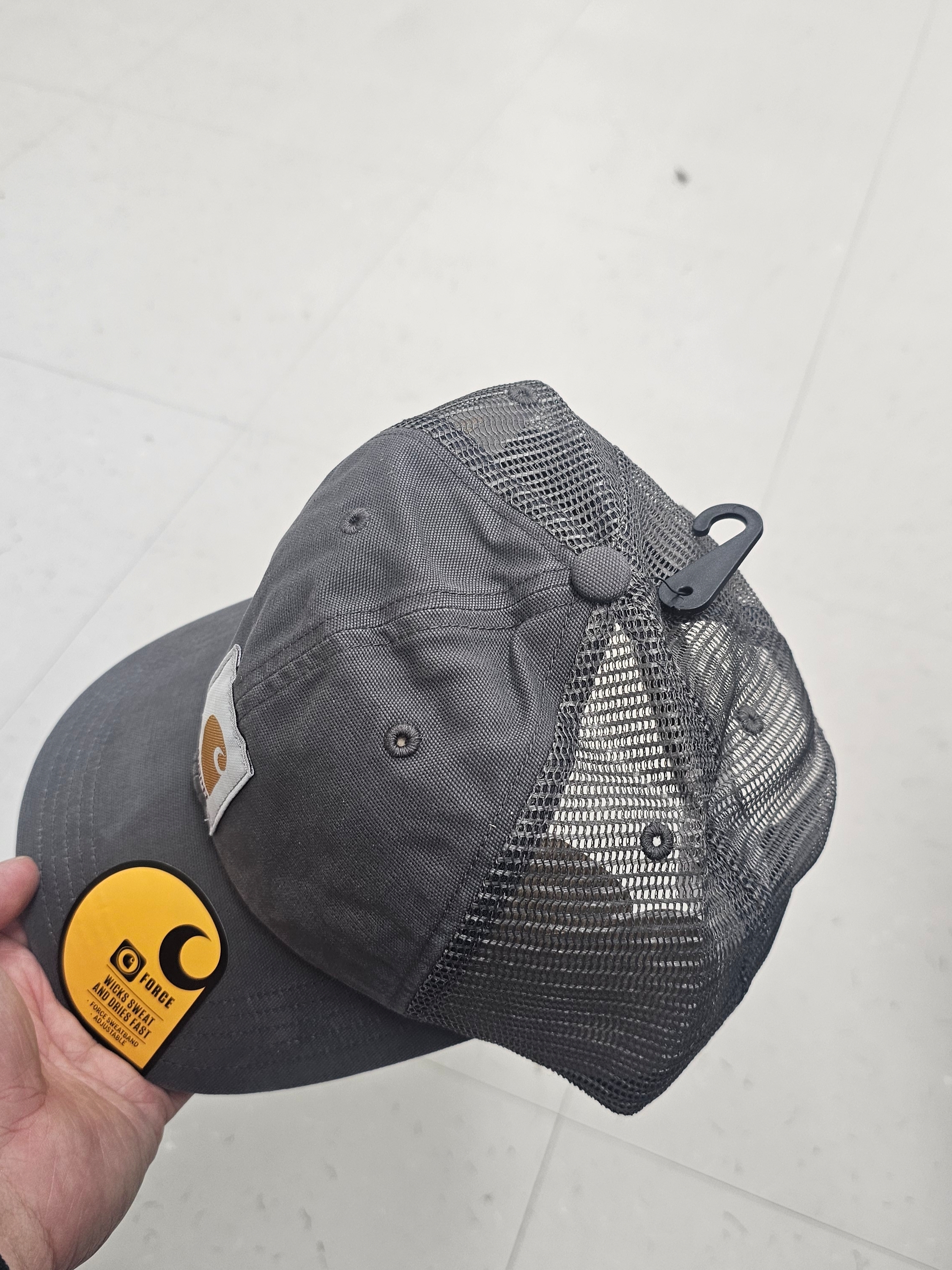 Carhartt Canvas Mesh-Back Cap Gravel 착용 스타일
