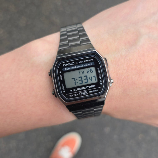 Casio A-158WA-1 착용 스타일