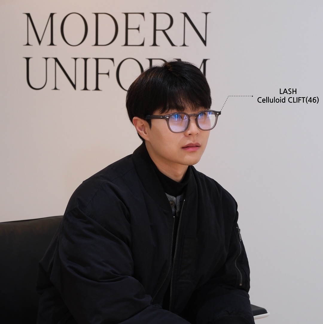 lash Clift Grey 착용 스타일