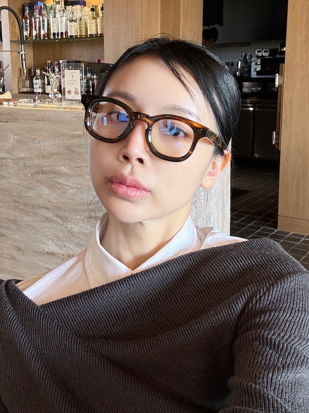 lash Lunettes 02 Havana 착용 스타일 - 2