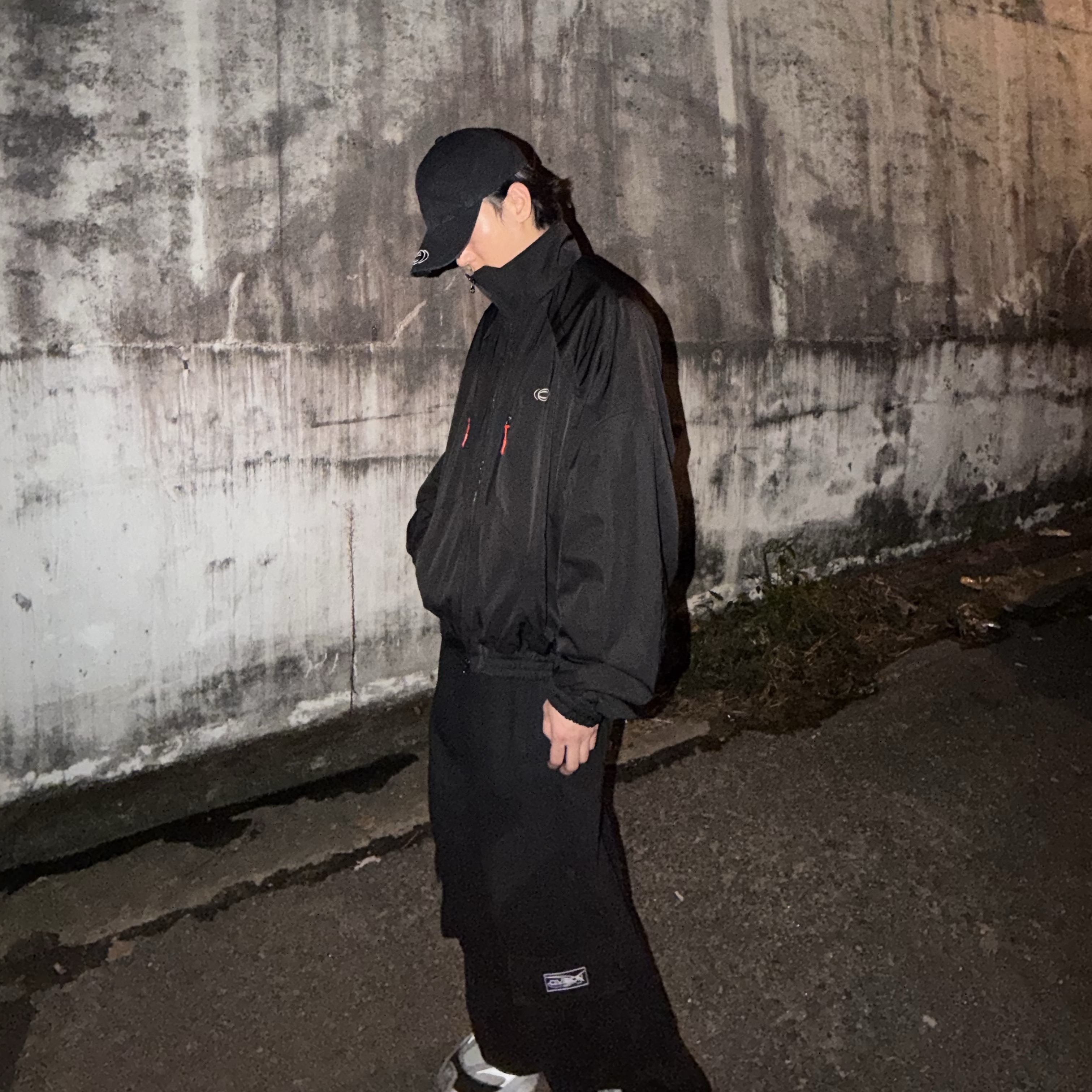 Civision by CSC Interval Shell Track Jacket Ver.2 Black, Civision by CSC Iconic Logo Cap Washed Black 착용 스타일 - 1