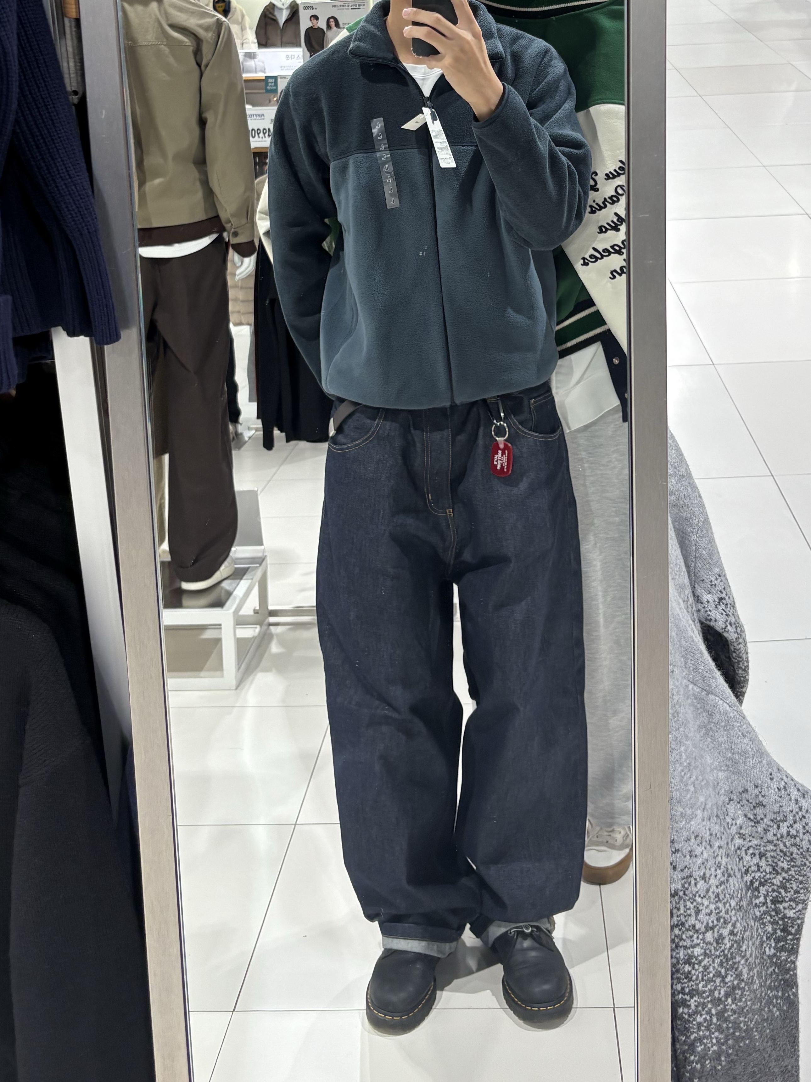 Carhartt WIP x Awake NY Teddy Jacket Green Cream, Carhartt WIP Brandon Pants Blue Rigid 착용 스타일 - 2