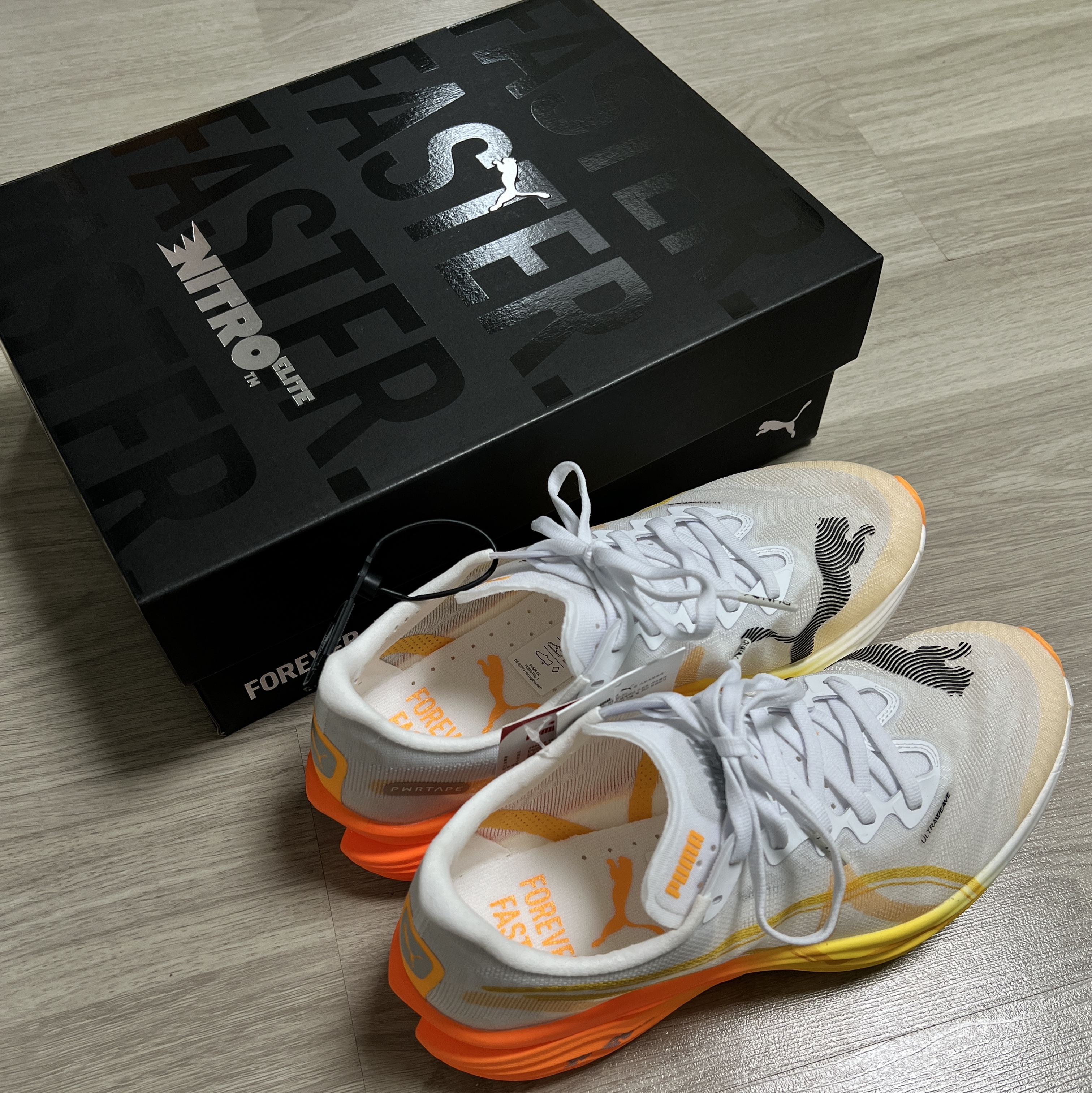 Puma Deviate Nitro Elite 3 White Sun Stream 착용 스타일