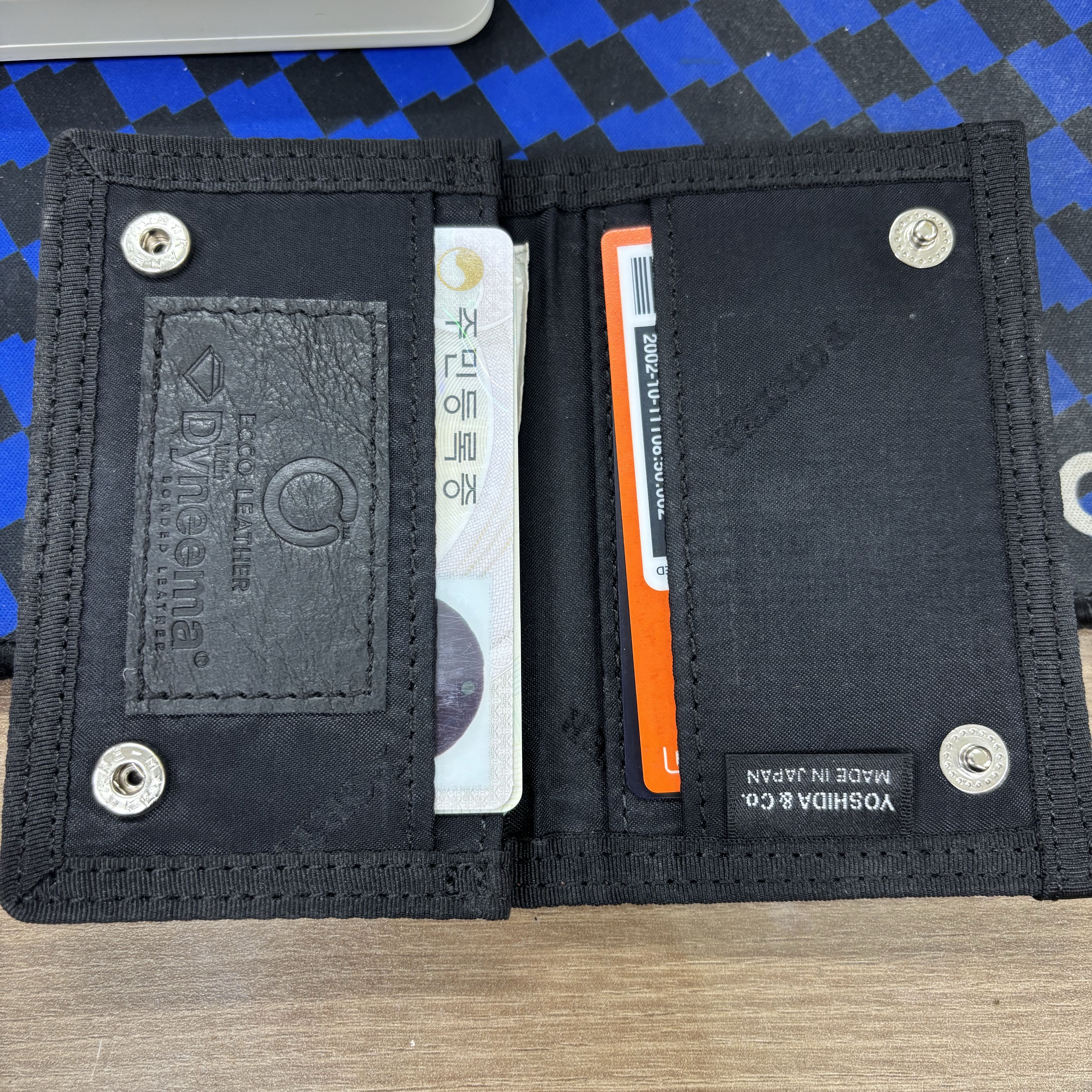 Porter Freestyle Dyneema Leather Card Case Black 착용 스타일 - 3