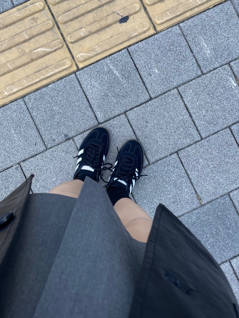 Adidas Spezial Handball Core Black 착용 스타일