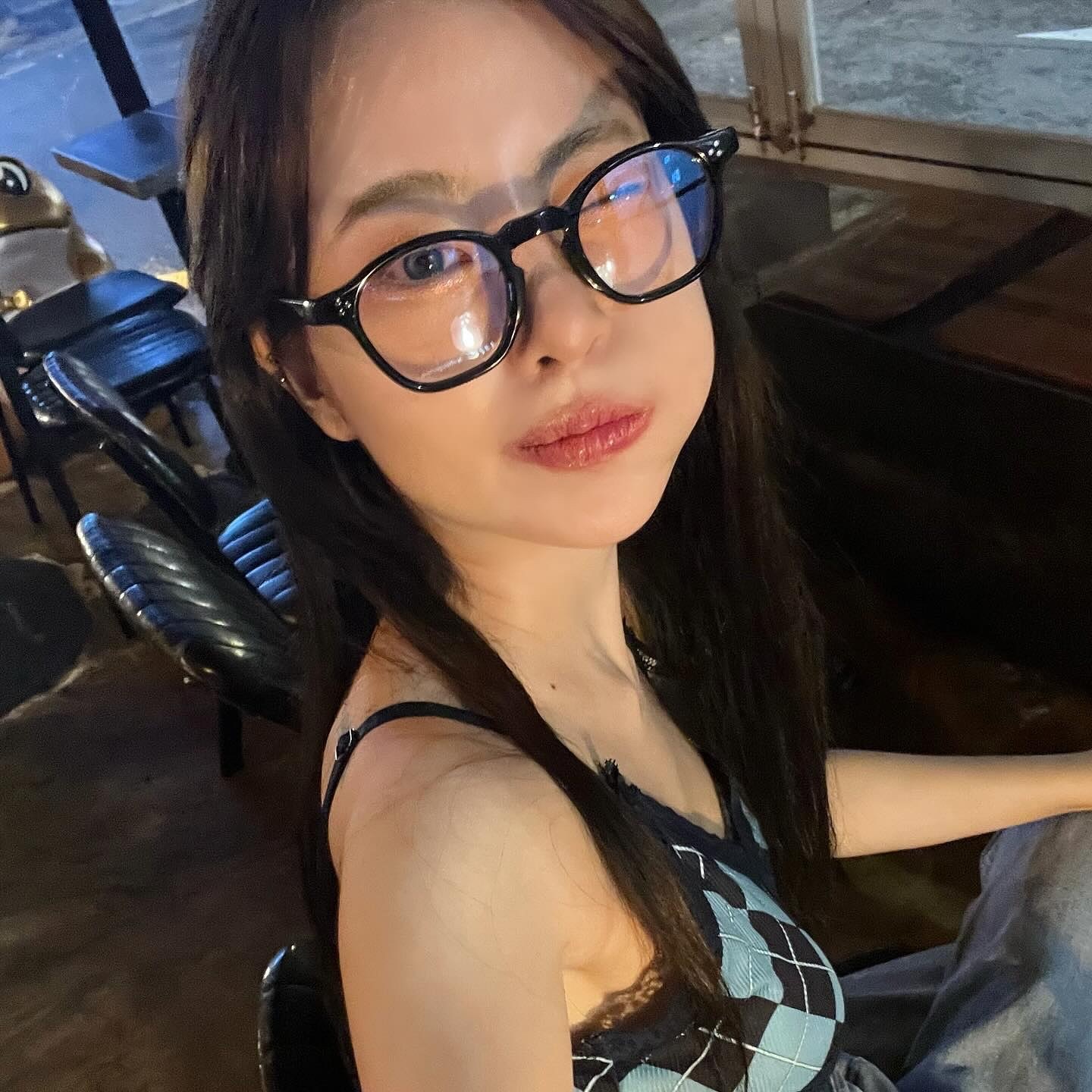 lash Lunettes 01 Black 착용 스타일 - 1
