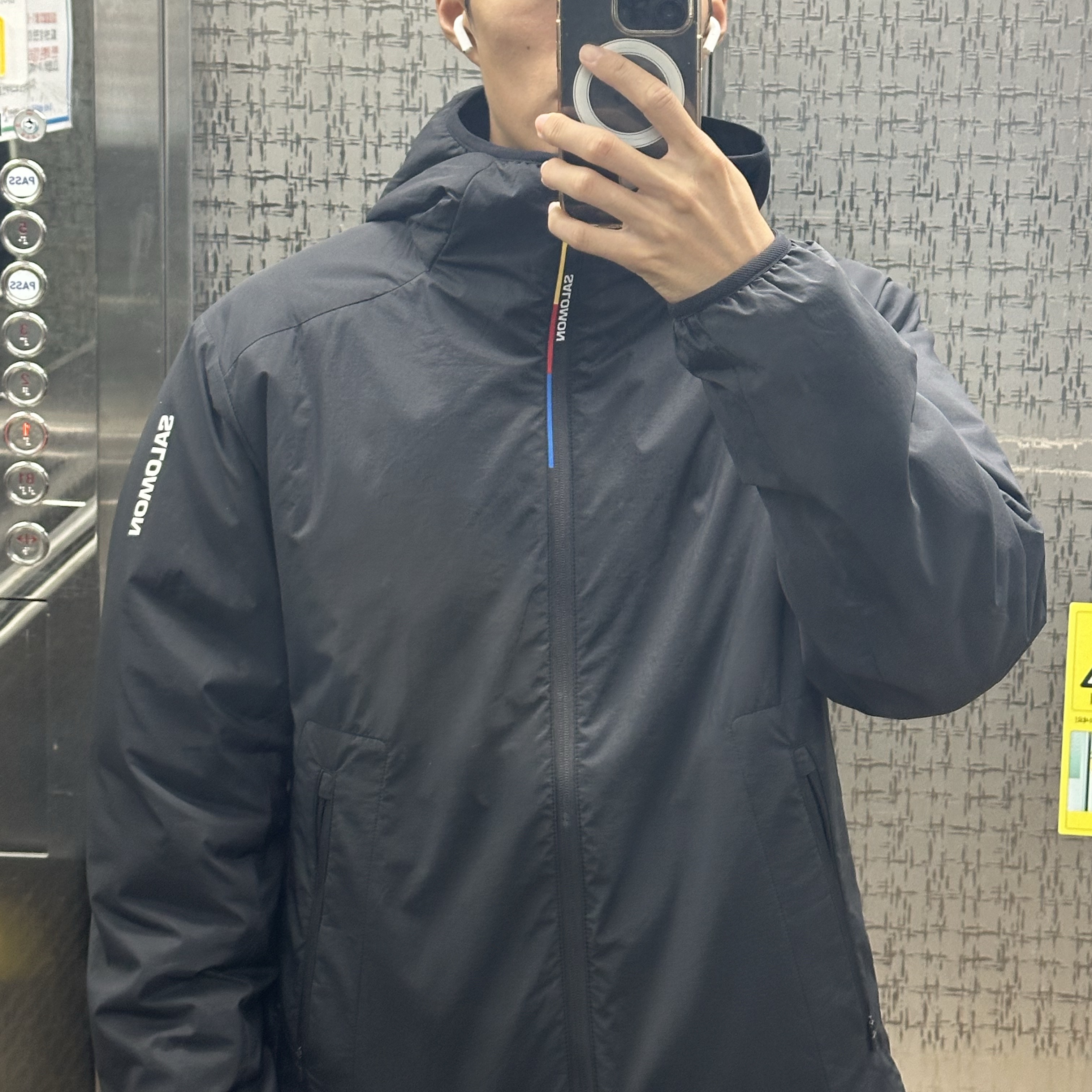 Salomon Modisay Padded Jacket Black 착용 스타일