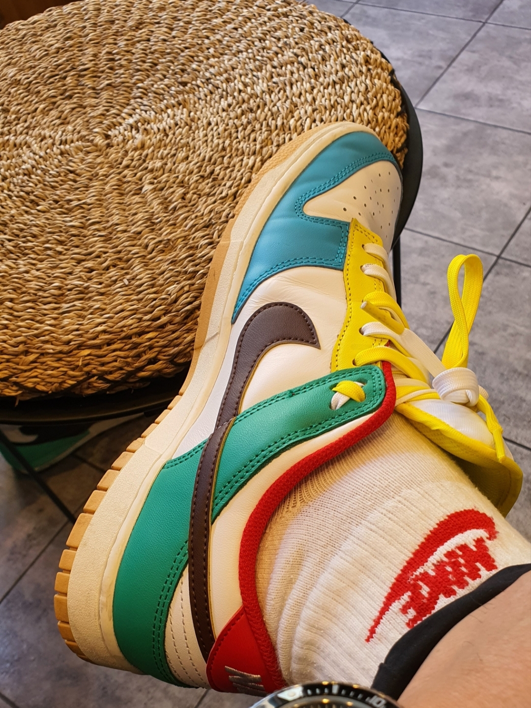 Nike Dunk Low SE Free.99 White 착용 스타일