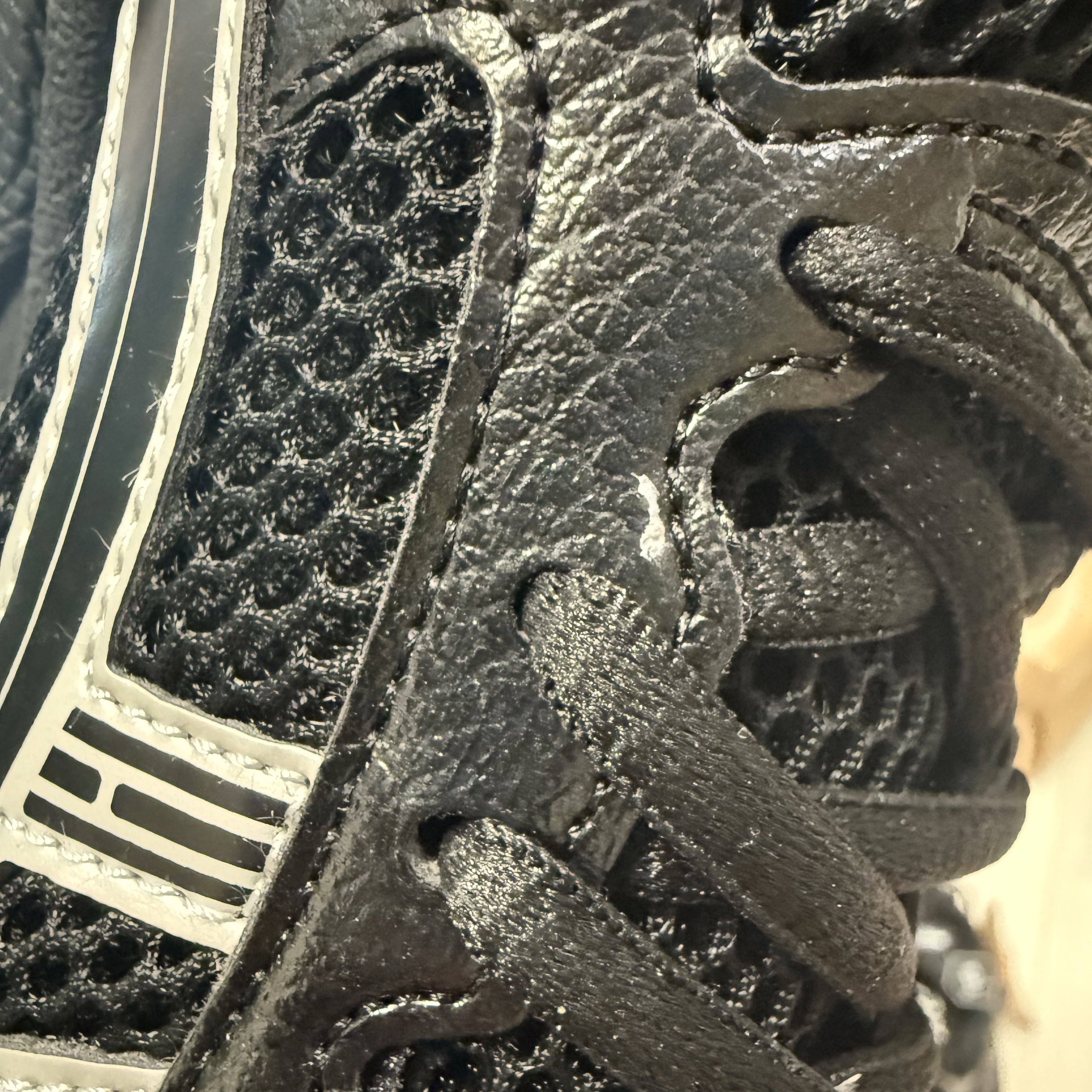 Asics Gel-Kayano 14 Black Pure Silver 착용 스타일 - 1