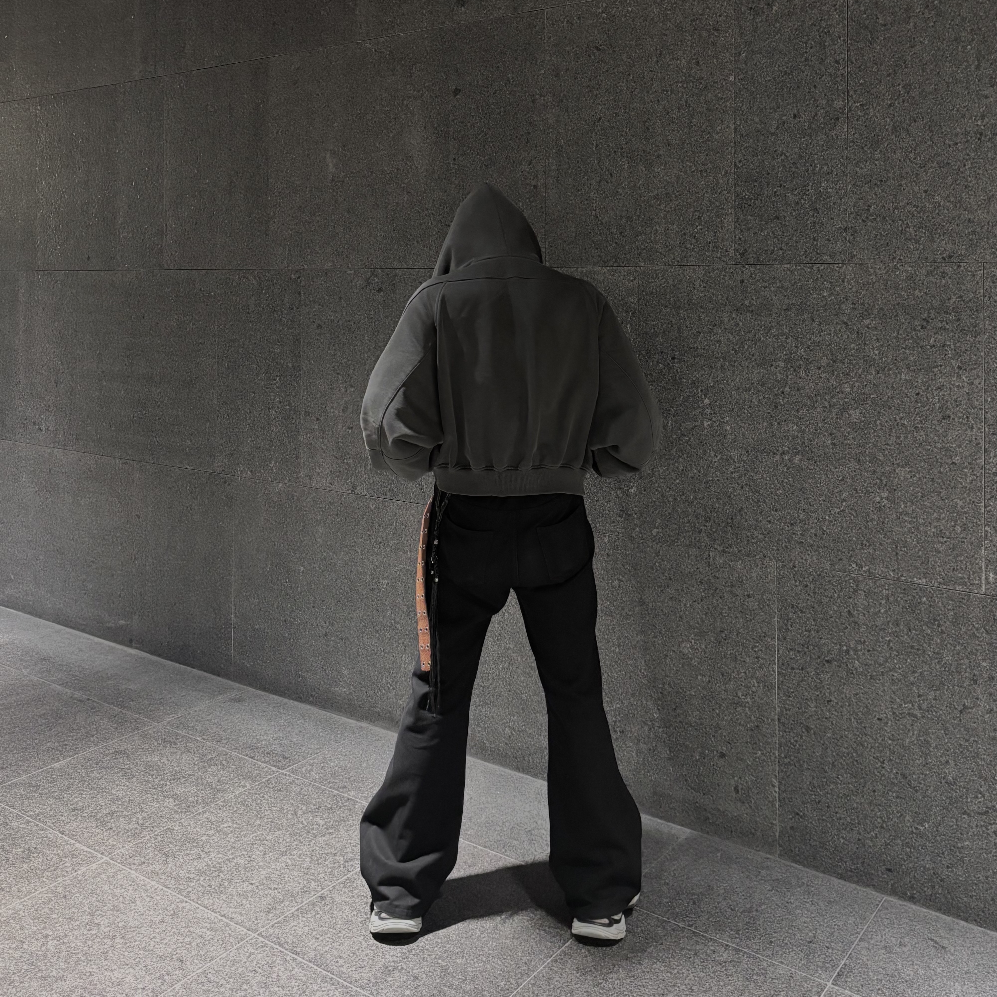 Old Order Turbo GT White Silver, Kamien x KOIN SEOUL K Logo Ball Cap Black 착용 스타일 - 3