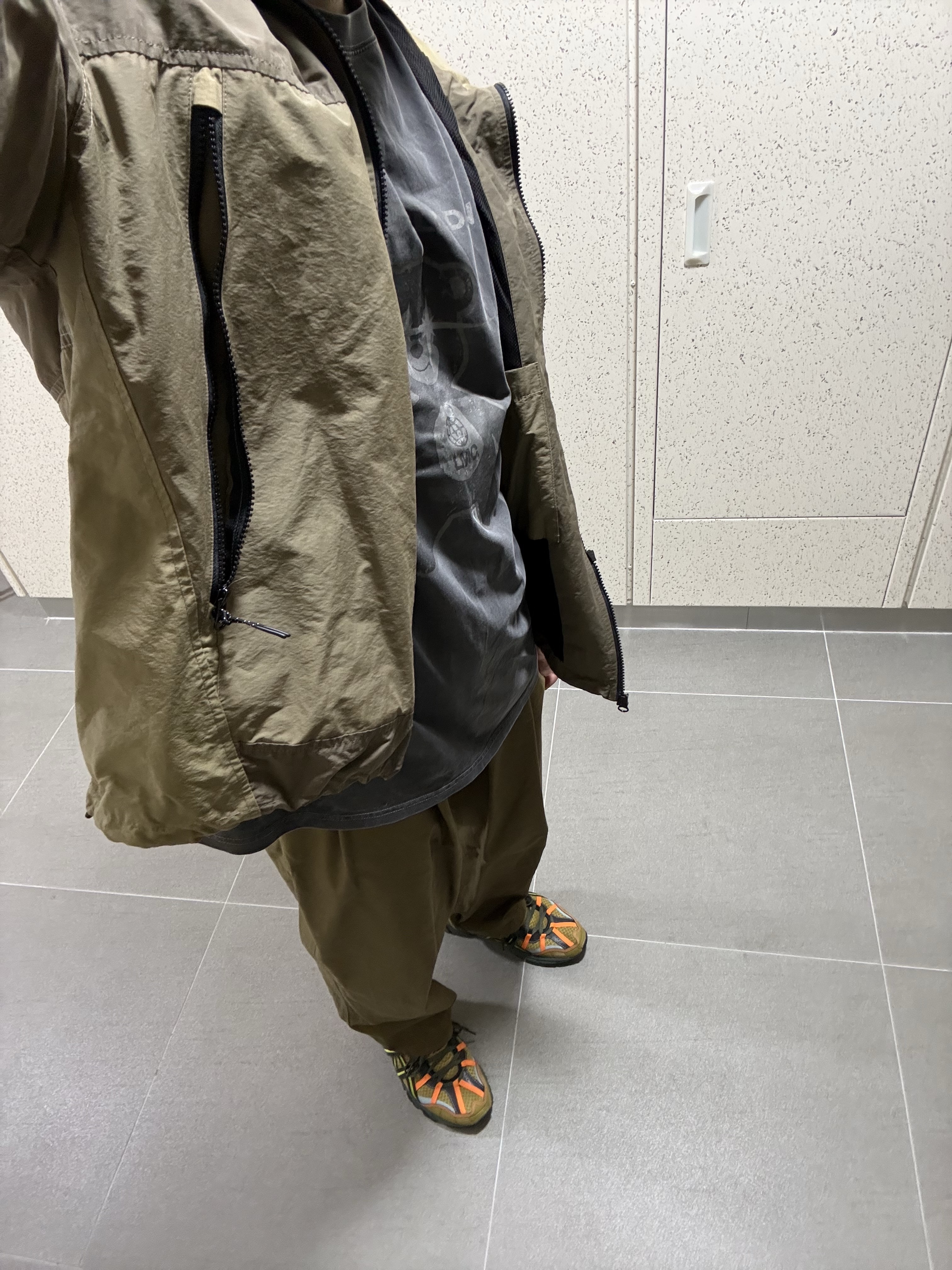 Asics x Andersson Bell Gel-Sonoma 15-50 Olive Oil Dark Brown 착용 스타일 - 2