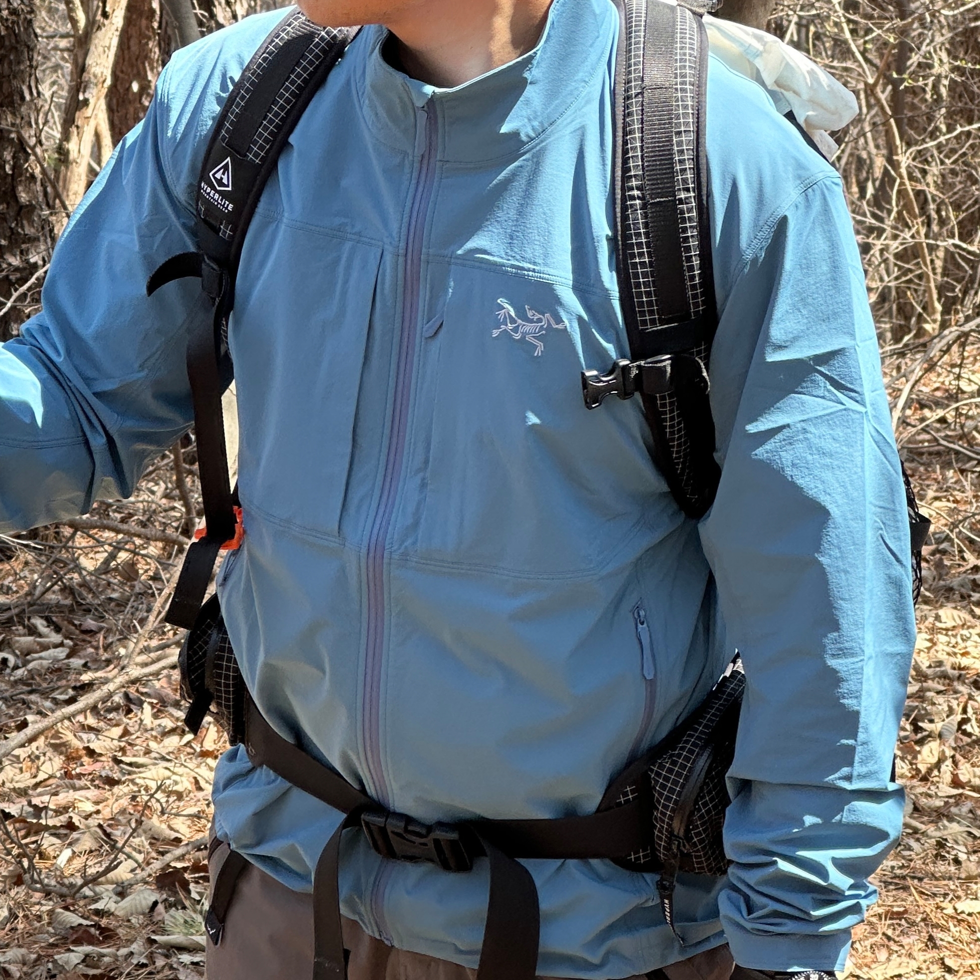 Arc'teryx Gamma Lightweight Jacket Stone Wash 착용 스타일 - 1