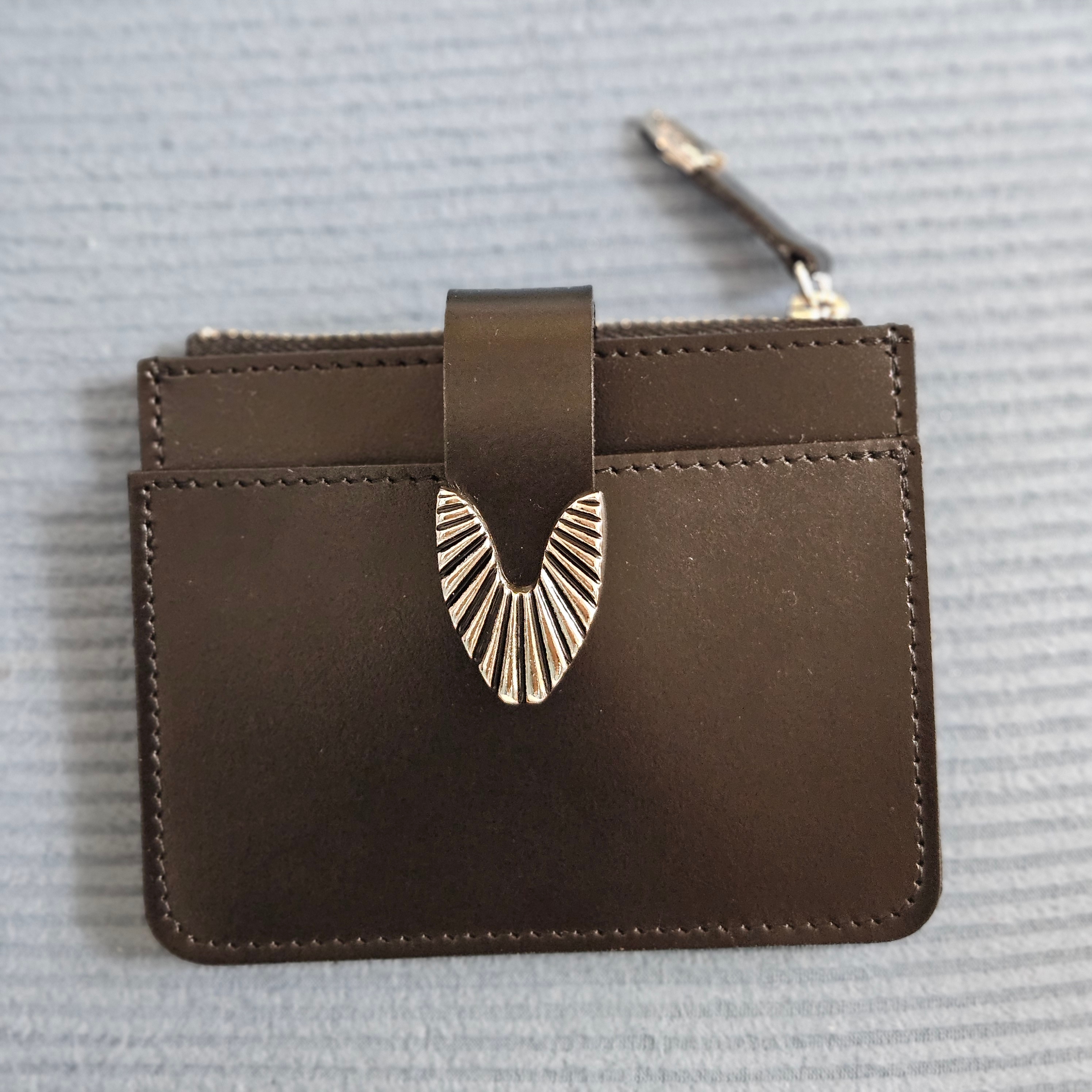 Toga Too Leather Wallet Black - 25SS 착용 스타일