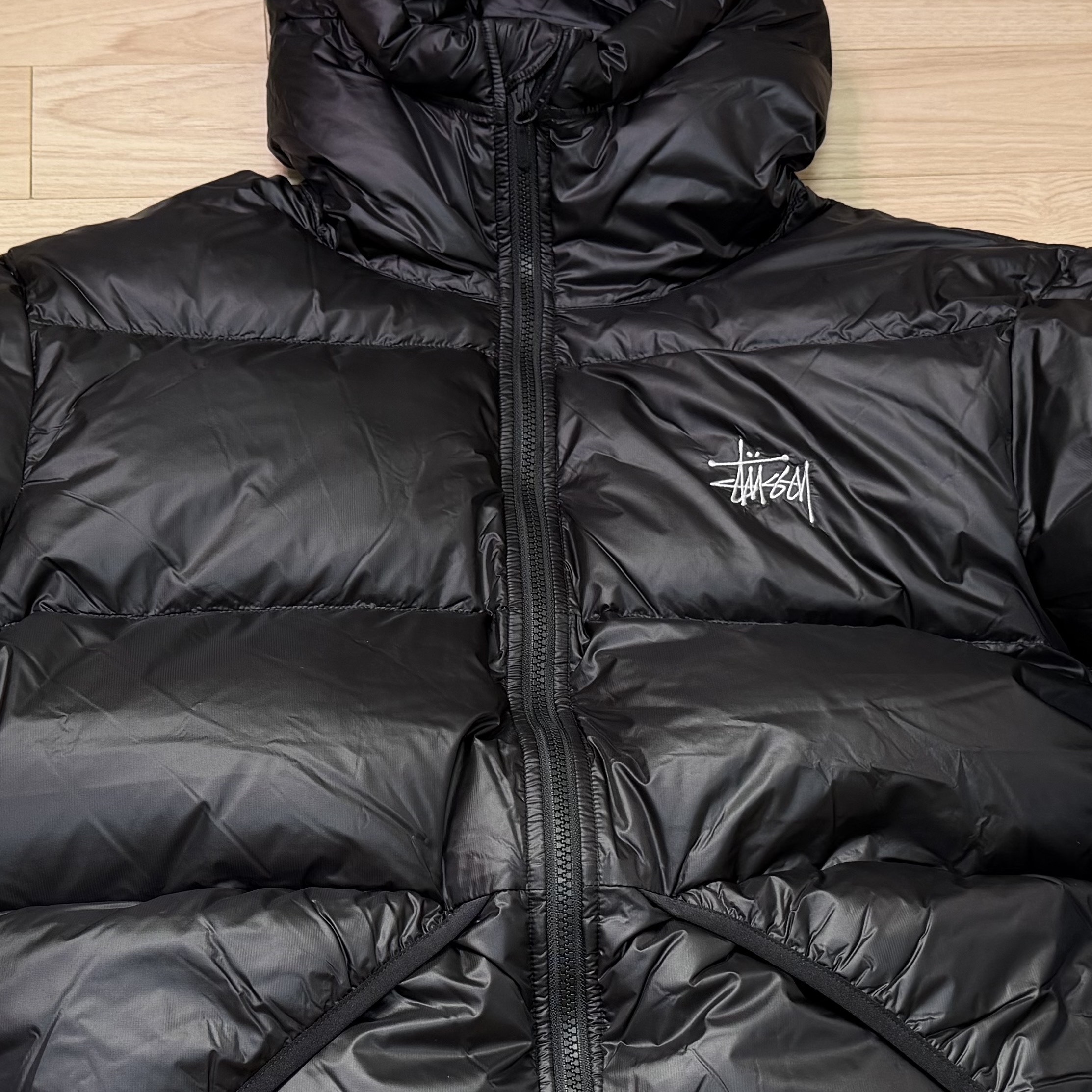Stussy Micro Ripstop Down Parka Jet Black 착용 스타일