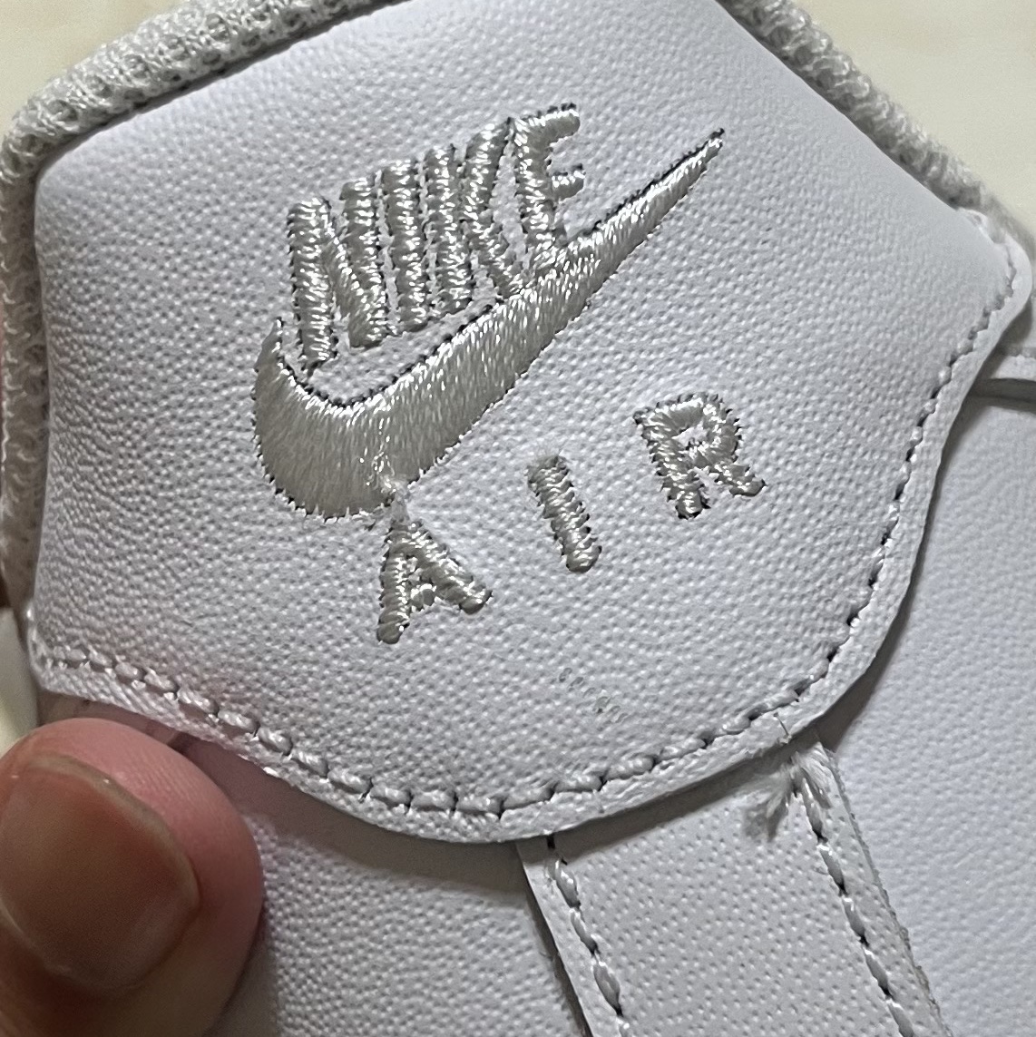Nike Air Force 1 '07 Low White 착용 스타일
