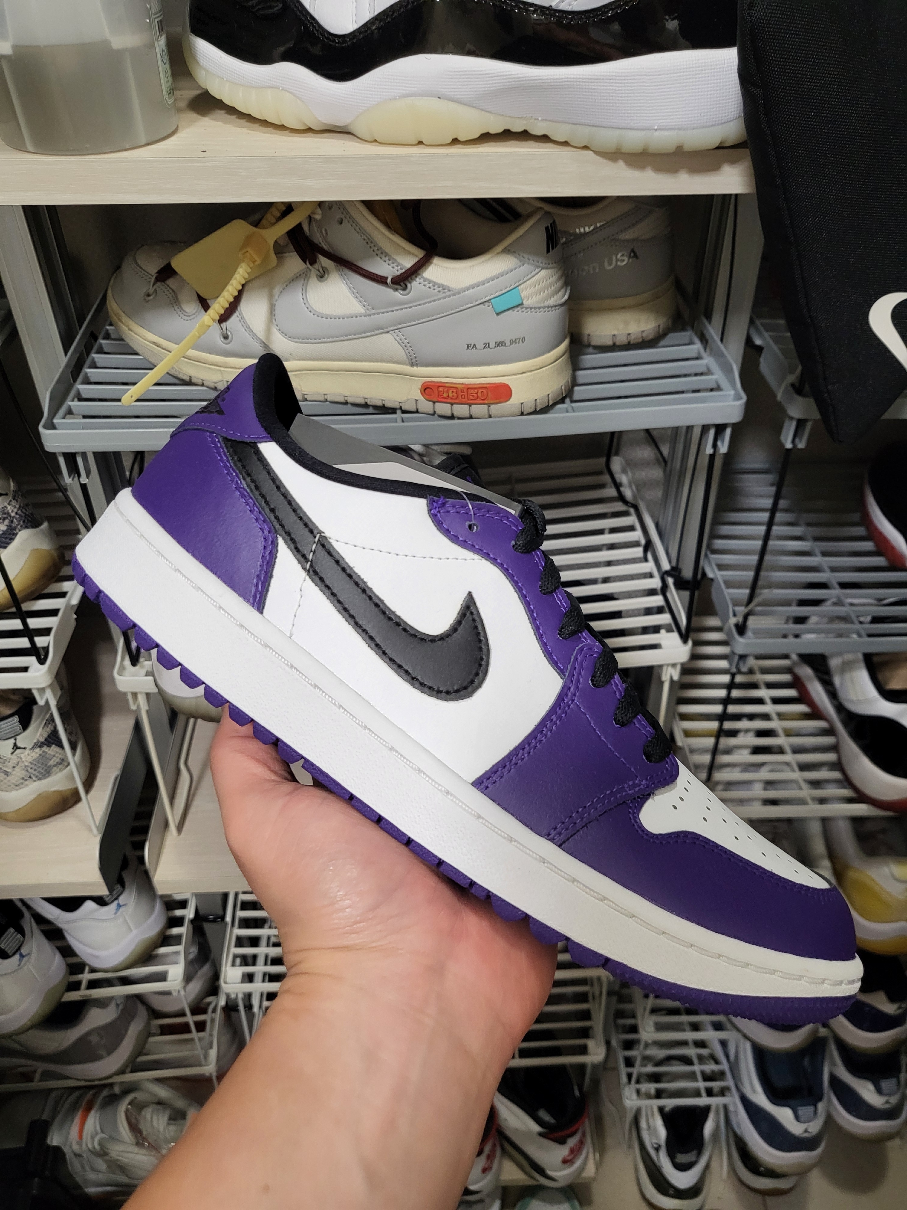 Jordan 1 Low Golf Court Purple 착용 스타일 - 1