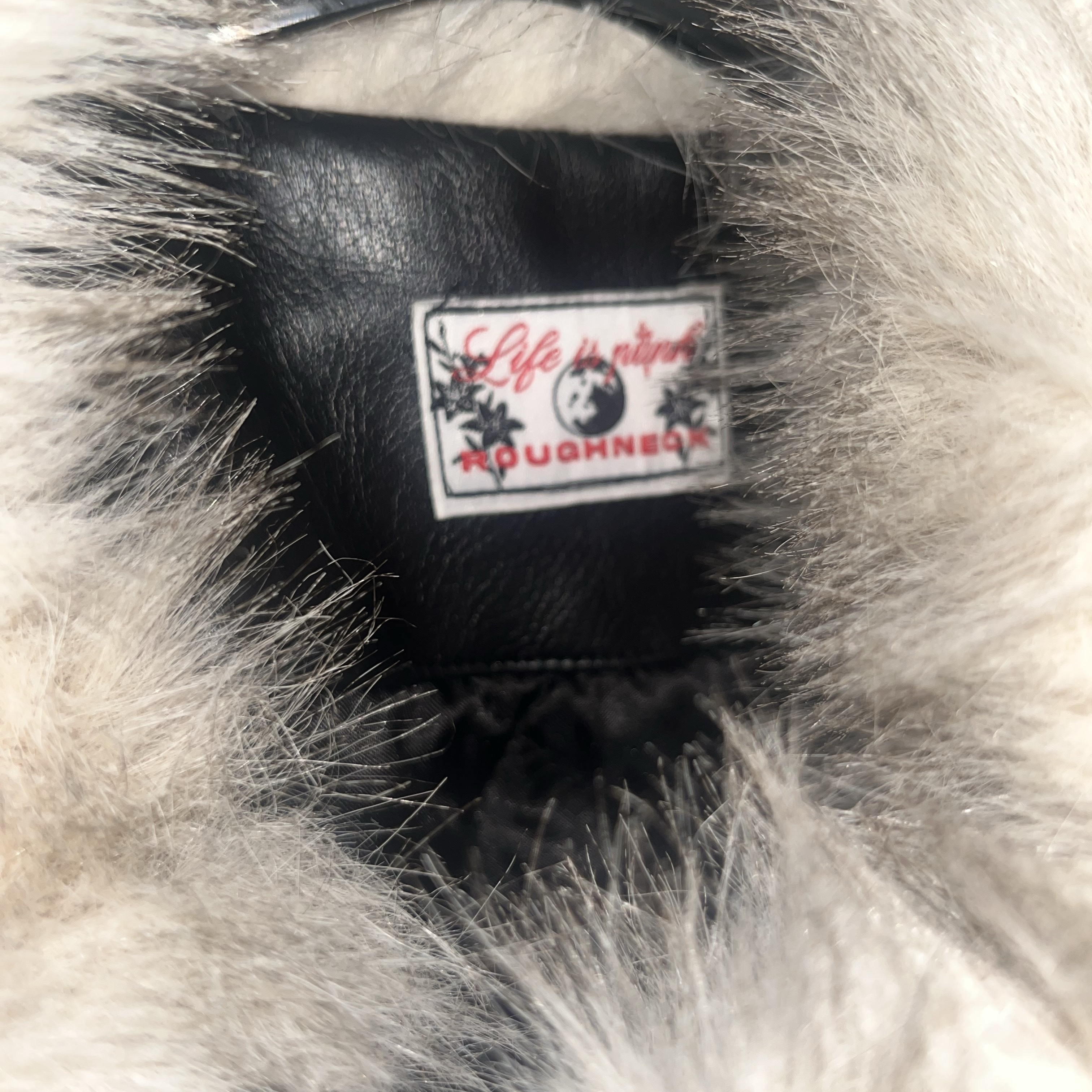 Roughneck Washed leather mustang jacket 착용 스타일 - 2