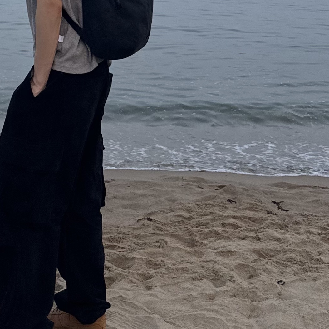 BAPE x Comme Des Garcon Osaka Baby Milo Chain #2 T-Shirt Black, Arc'teryx Granville 16 Backpack Black 착용 스타일 - 2